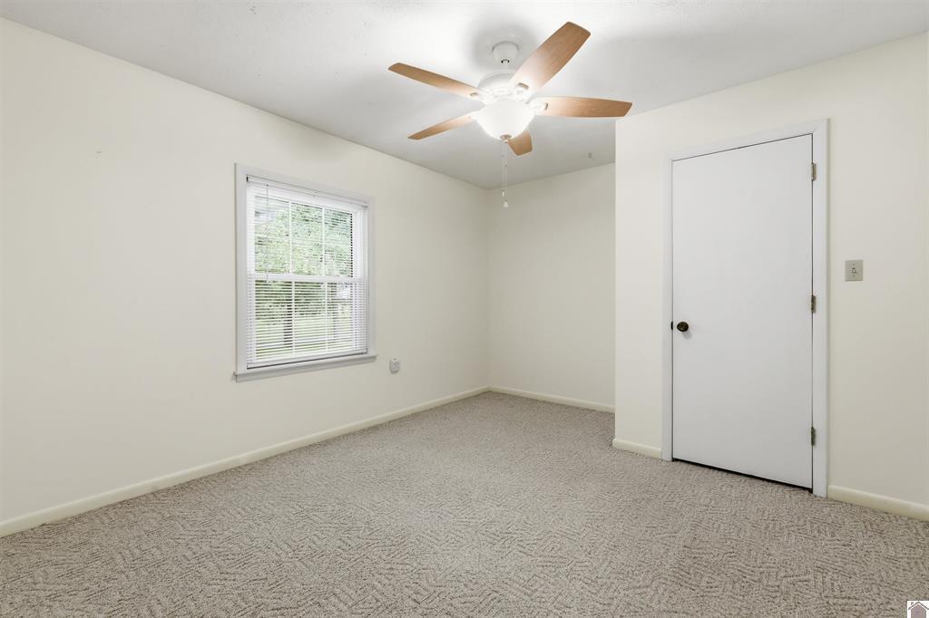 948 Kendall Road Property Photo 26