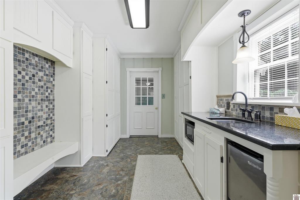 948 Kendall Road Property Photo 35