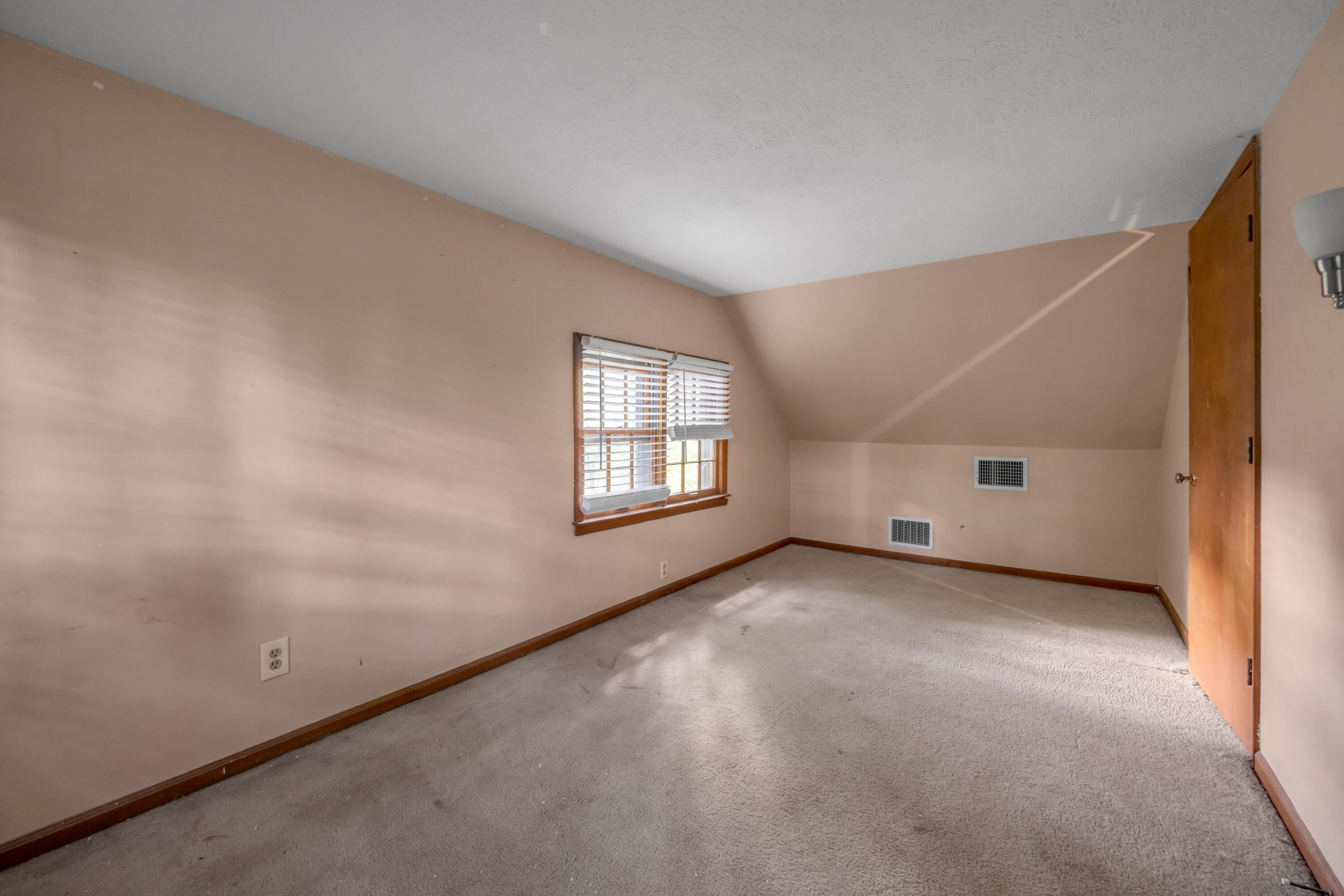345 Colony Boulevard Property Photo 11