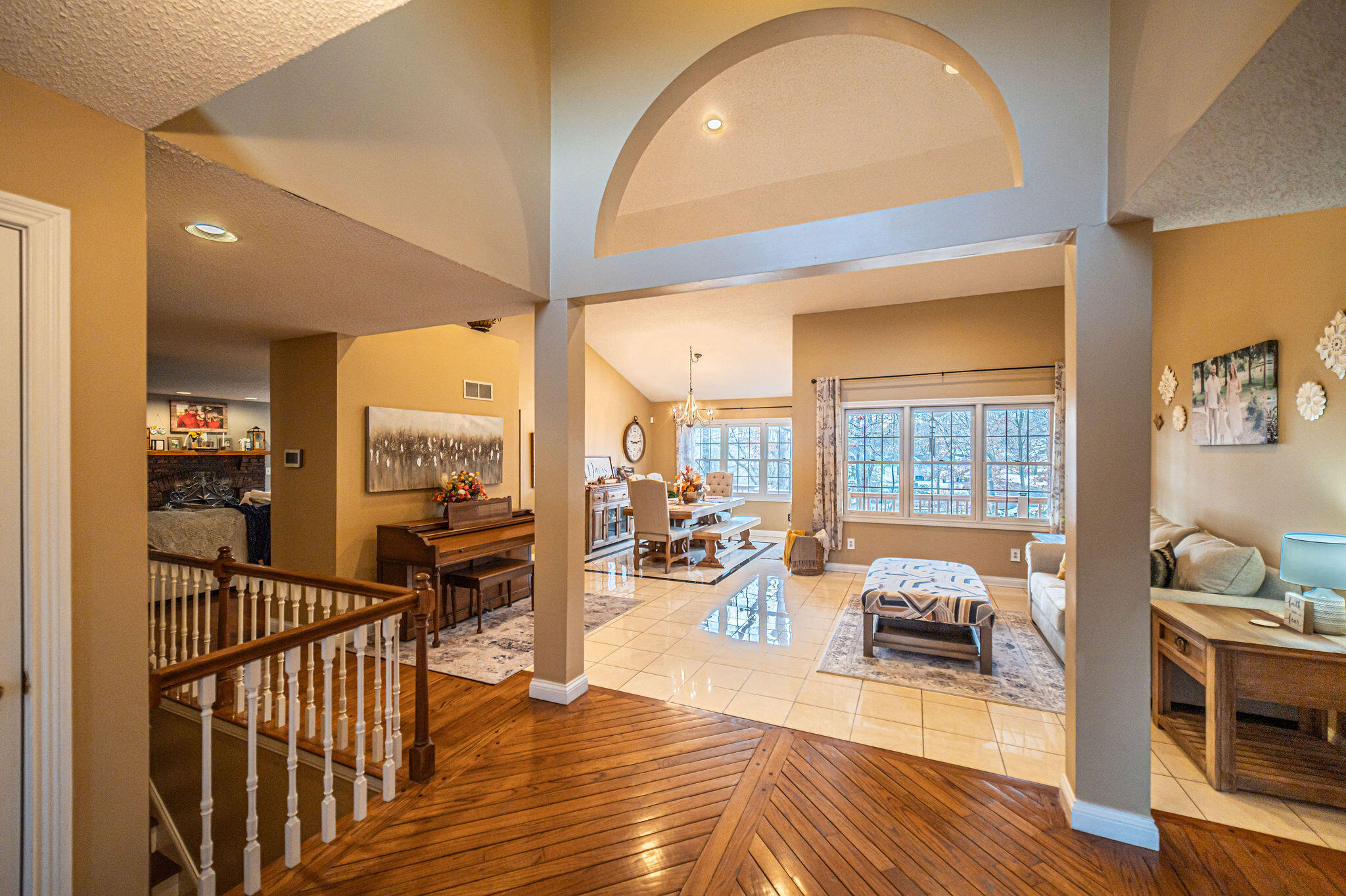 145 Forest View Cove Property Photo 4