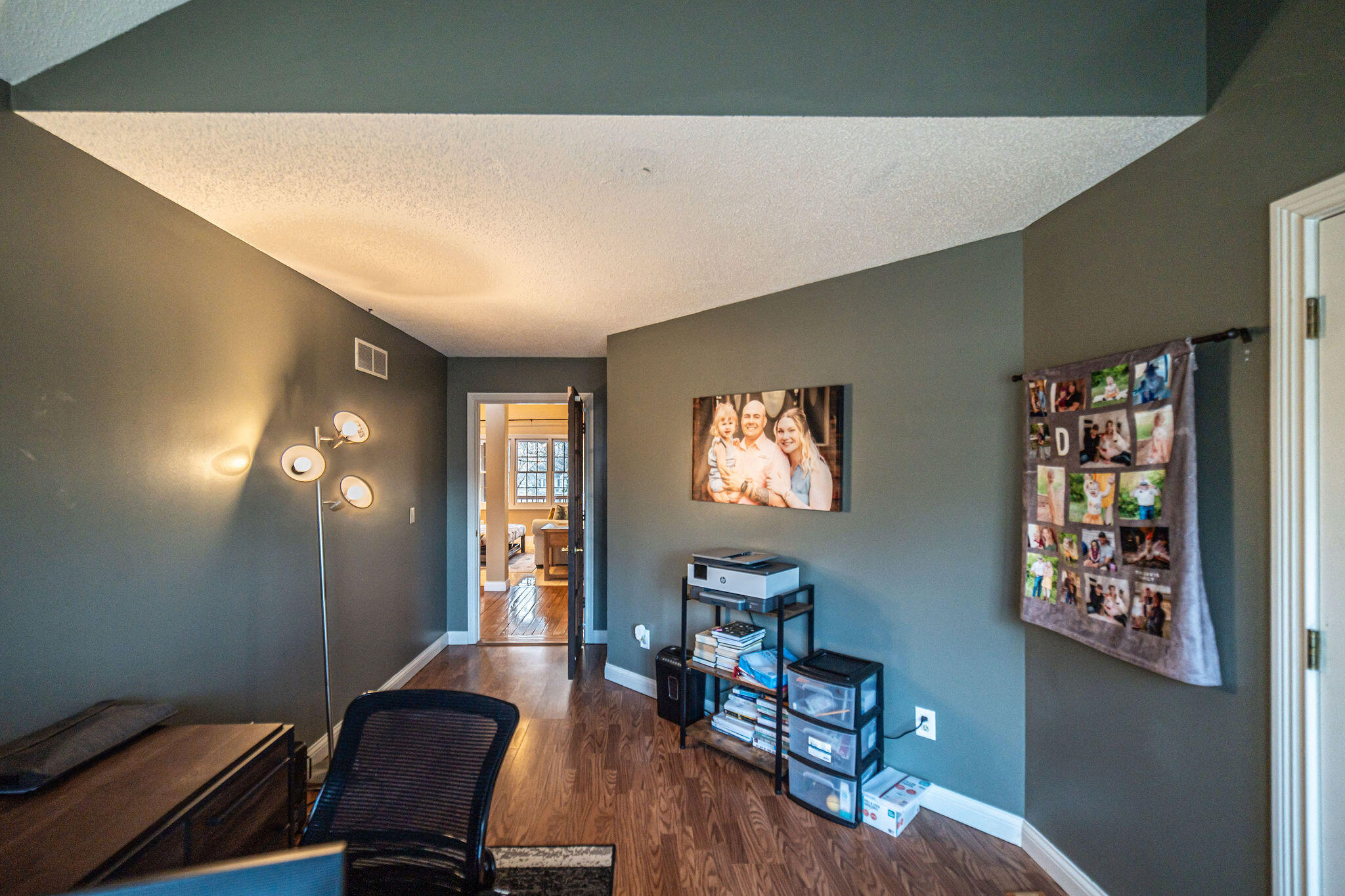 145 Forest View Cove Property Photo 12