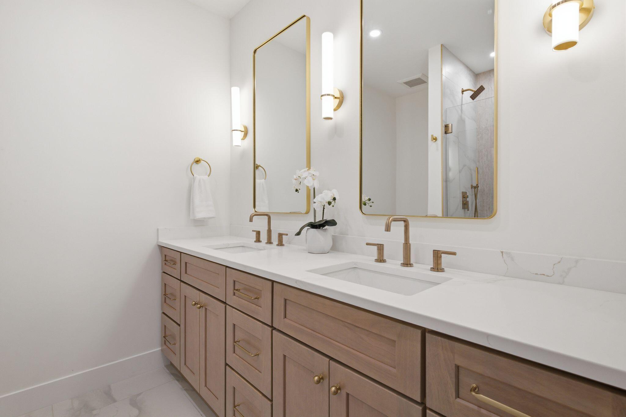 901 Bellerive Boulevard Property Photo 40
