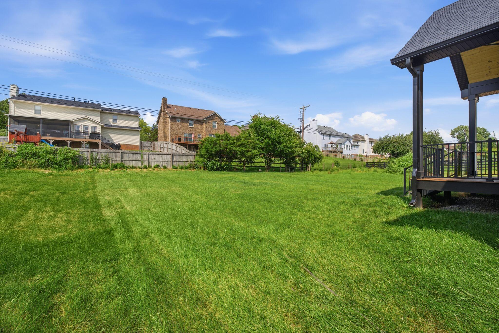 901 Bellerive Boulevard Property Photo 49