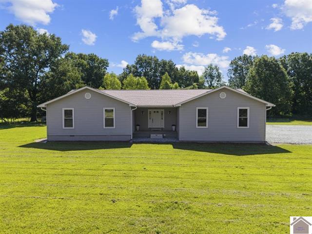 3960 Husband Road Property Photo 1