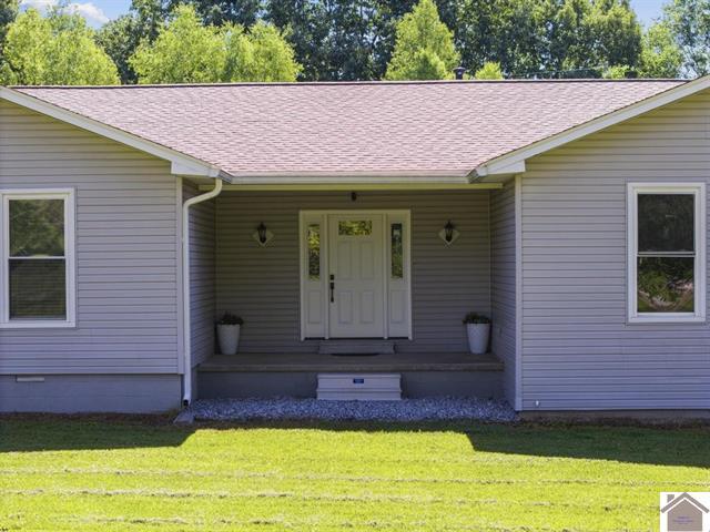 3960 Husband Road Property Photo 2