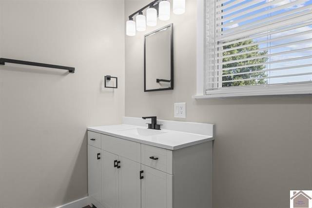 3960 Husband Road Property Photo 14