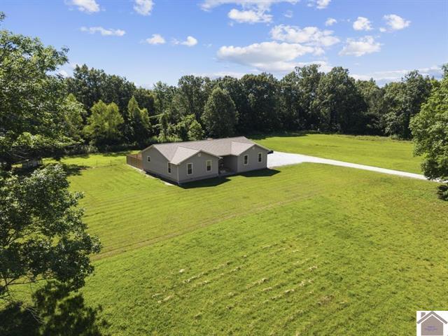 3960 Husband Road Property Photo 26