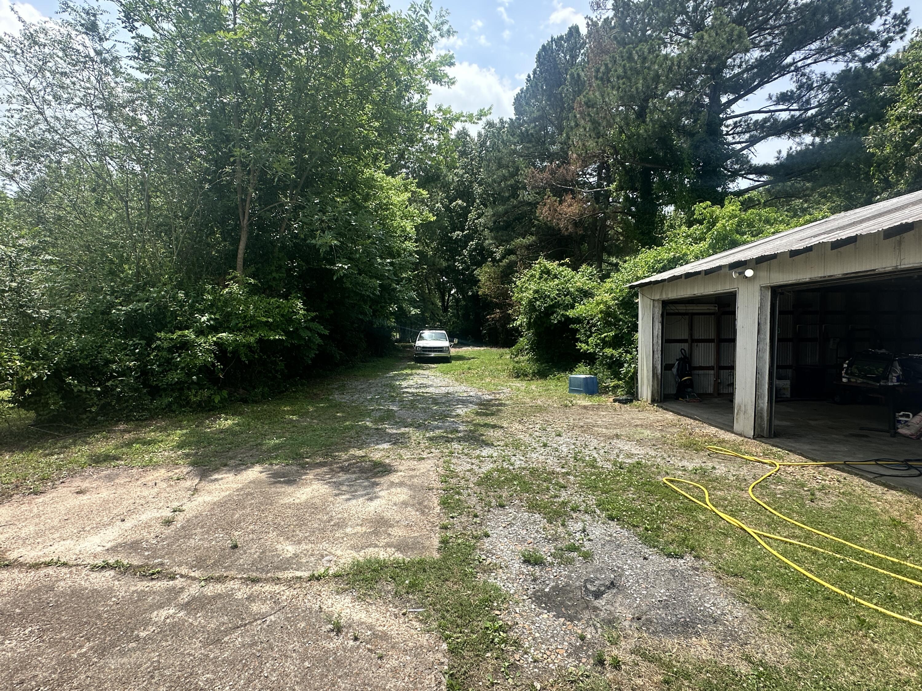 2145 Dixie Avenue Property Photo 12