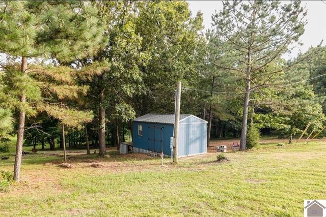 6974 Aurora Highway Property Photo 8