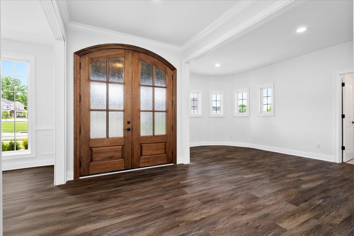 413 Weston Park Property Photo 7