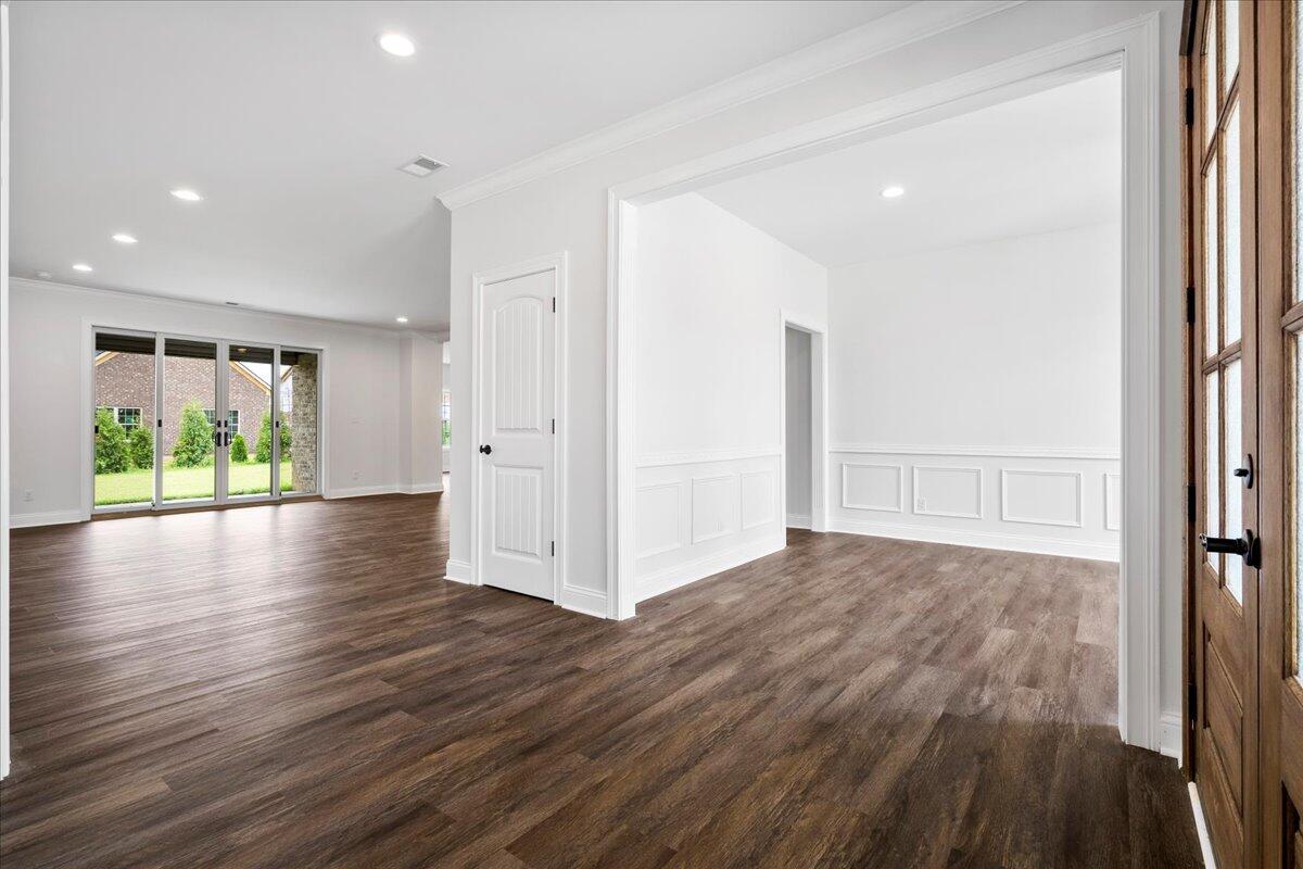 413 Weston Park Property Photo 12