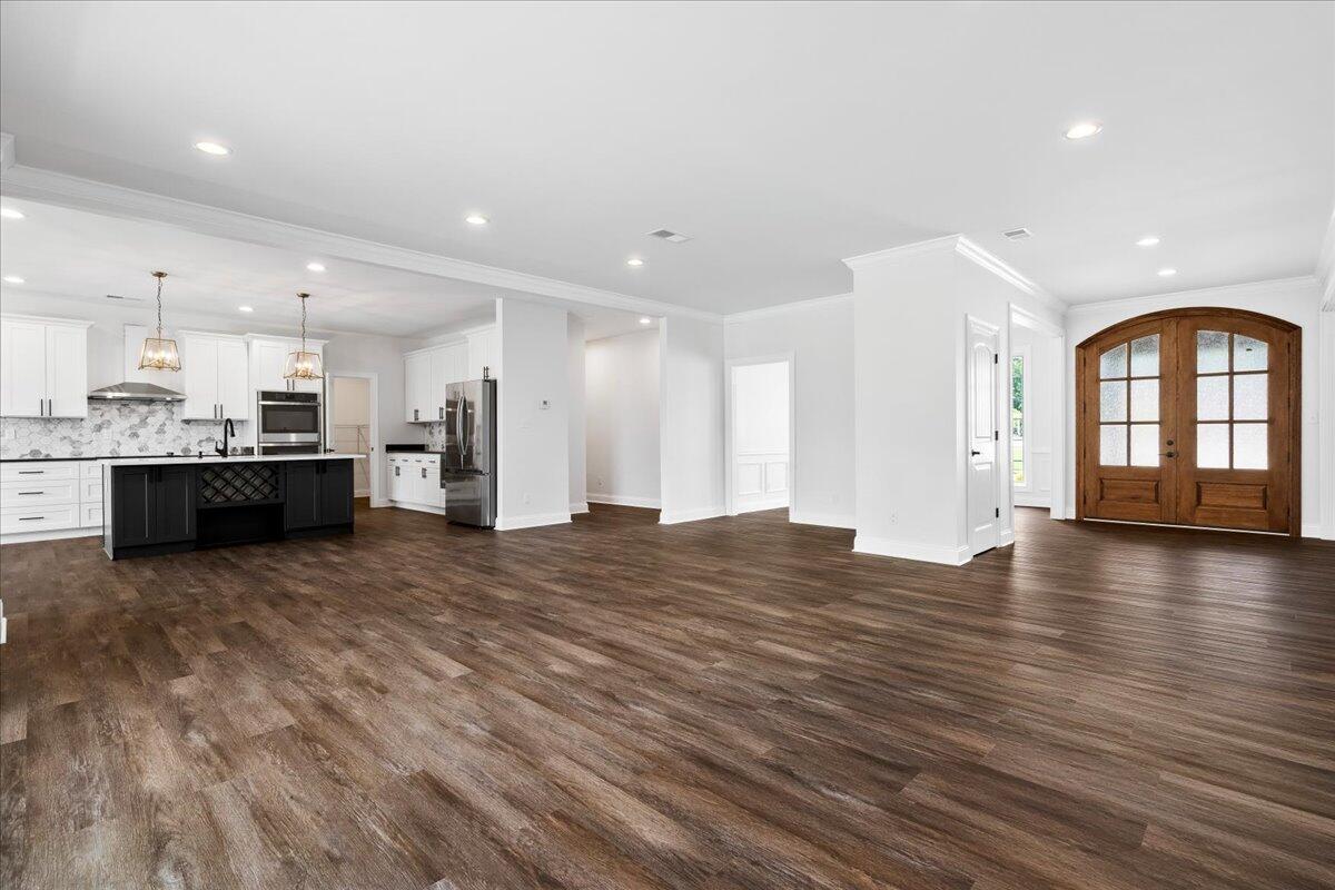 413 Weston Park Property Photo 15