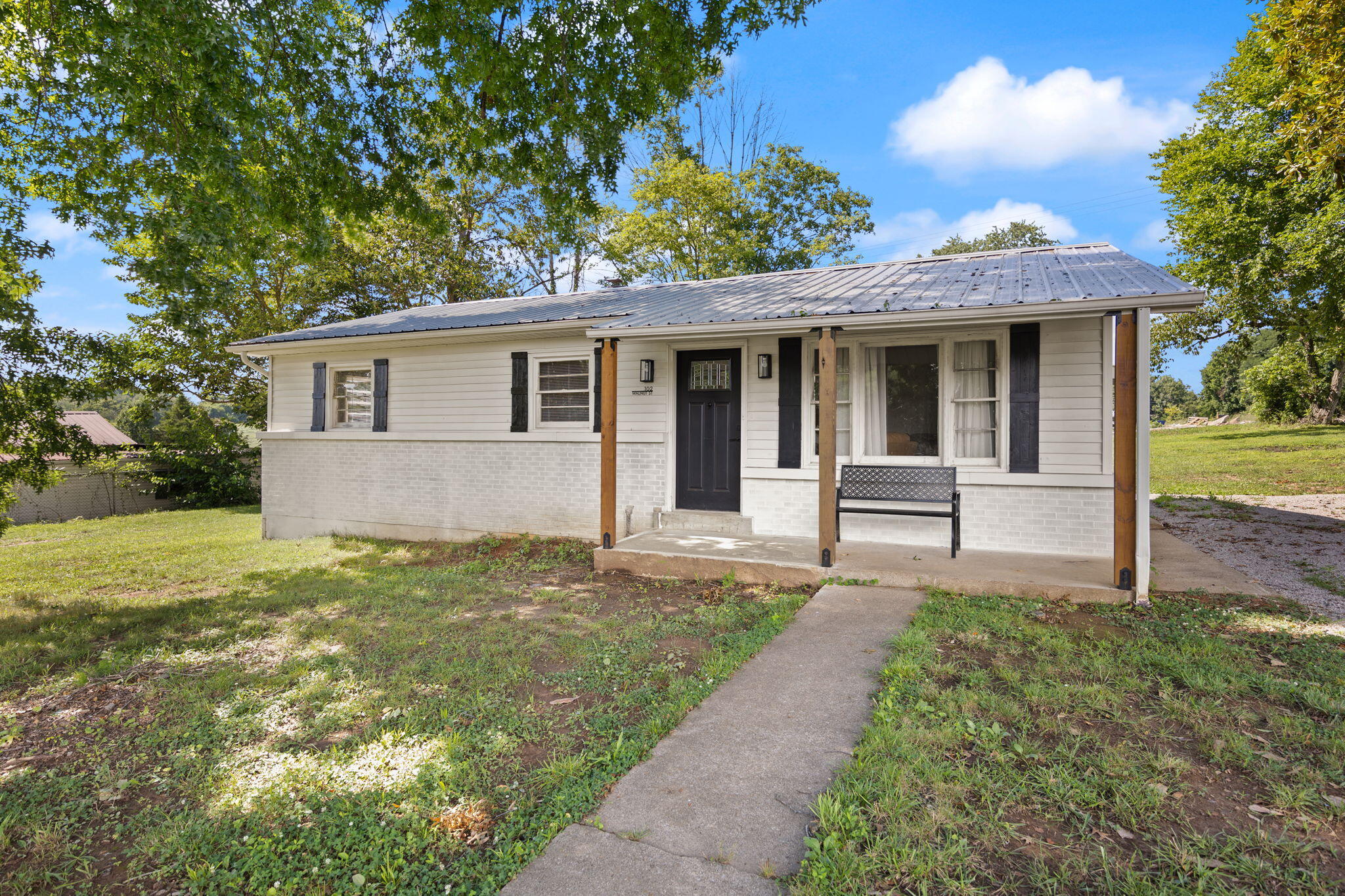 102 Walnut Street Property Photo 2