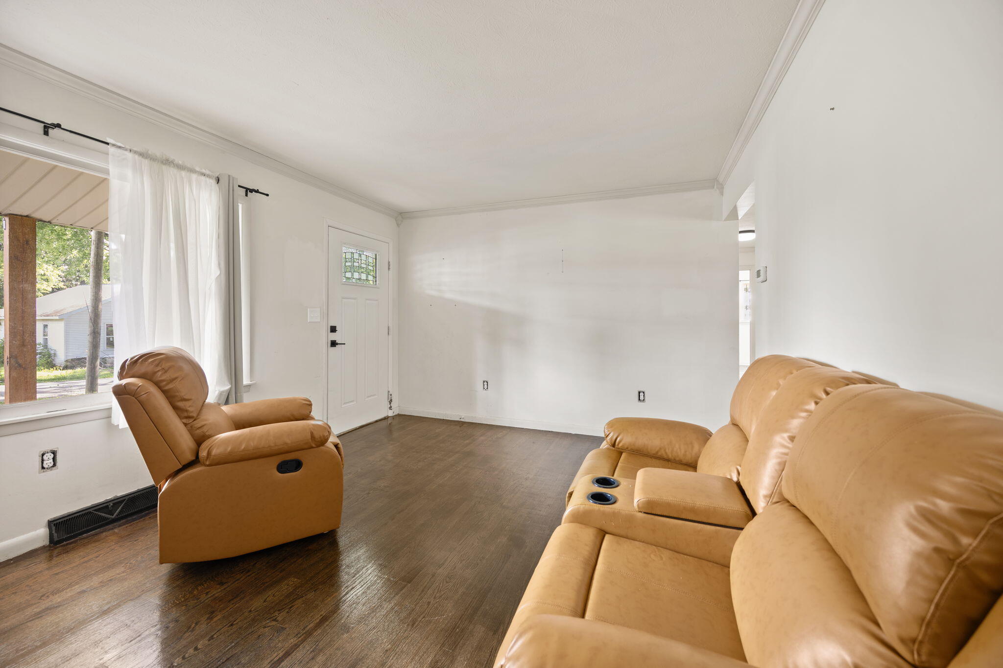 102 Walnut Street Property Photo 6