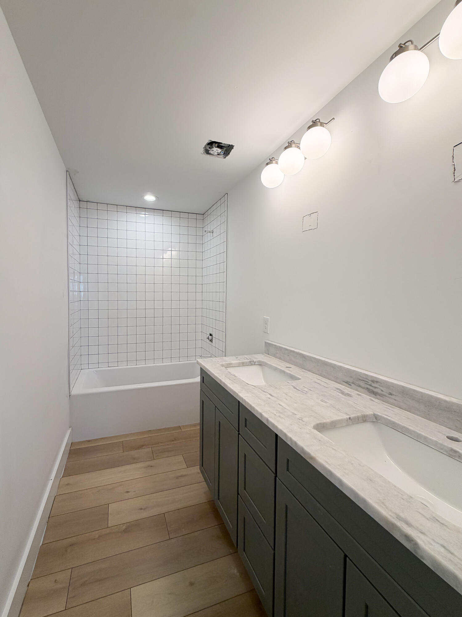 323 Skaggs Boulevard Property Photo 18