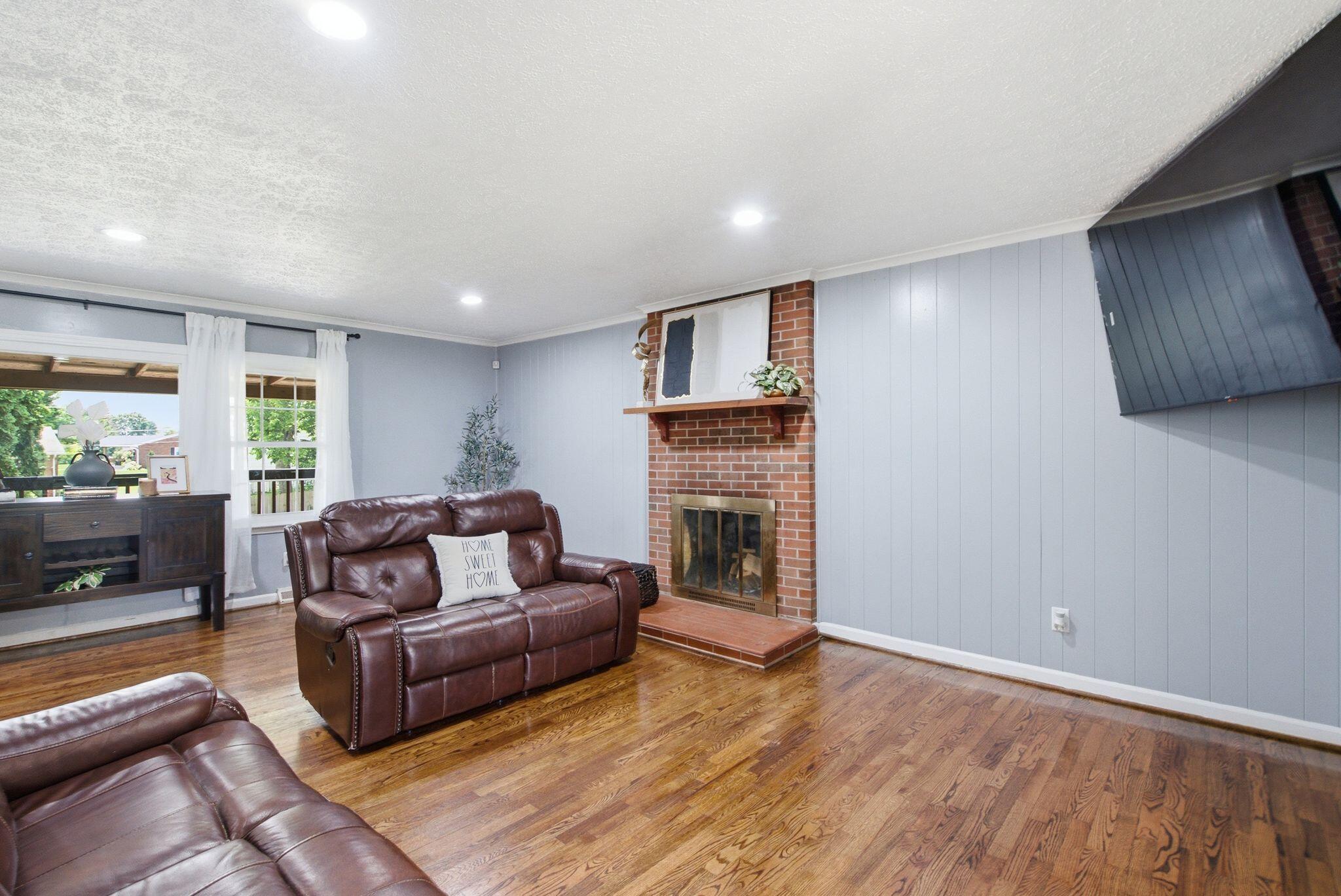 206 Hiawatha Trail Property Photo 6