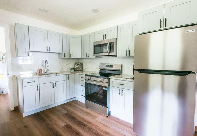 6053 W U.s. 460 Highway Property Photo 9