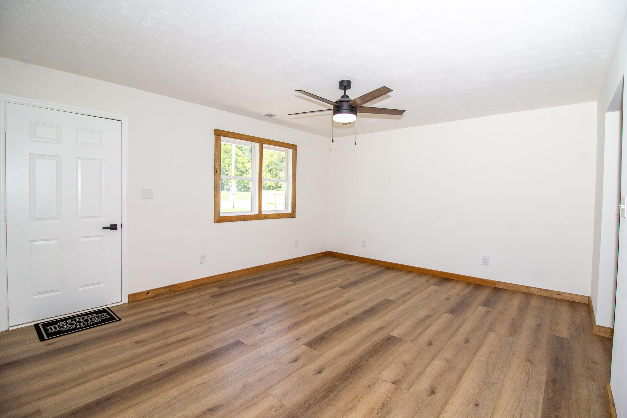 6053 W U.s. 460 Highway Property Photo 16