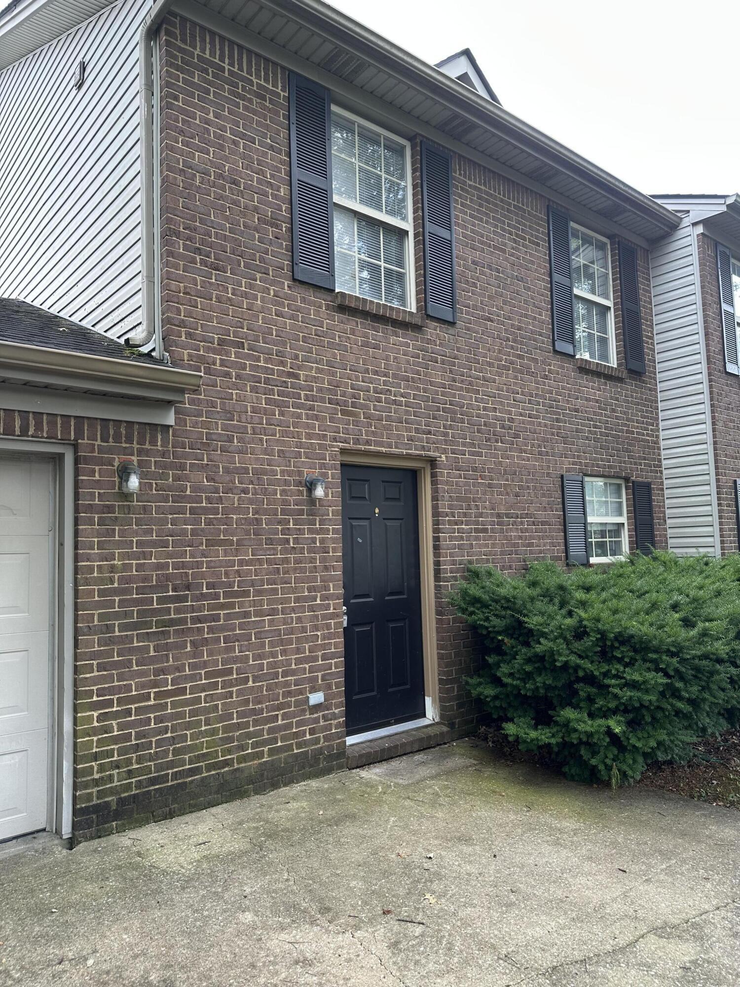 205 Tanbark Drive Property Photo 2