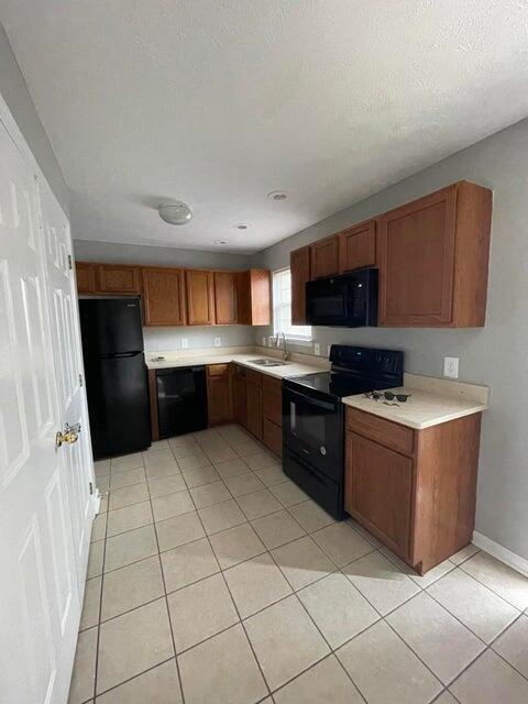 205 Tanbark Drive Property Photo 4