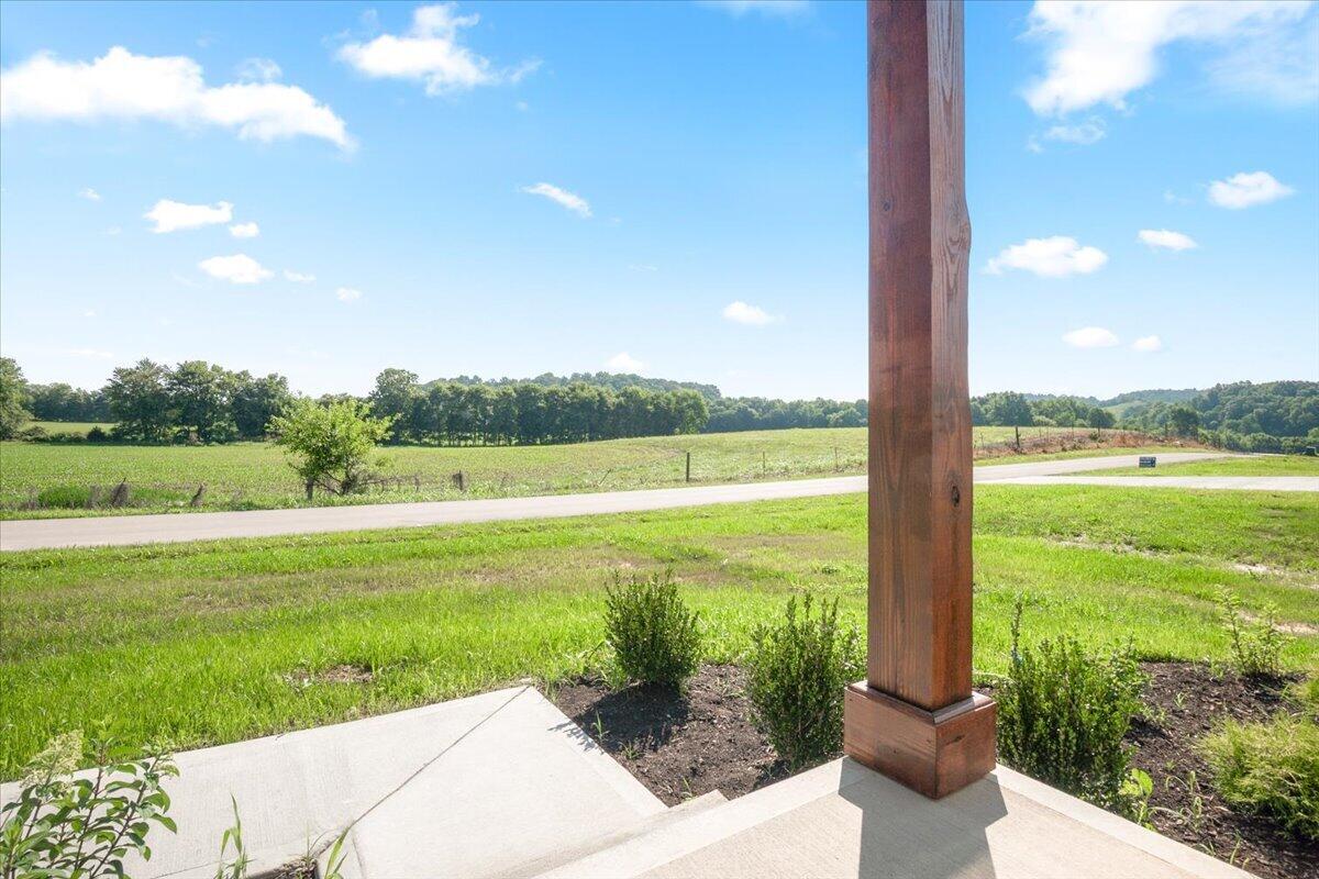 785 Sam Black Road Property Photo 3