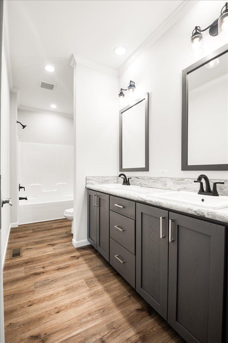 785 Sam Black Road Property Photo 21