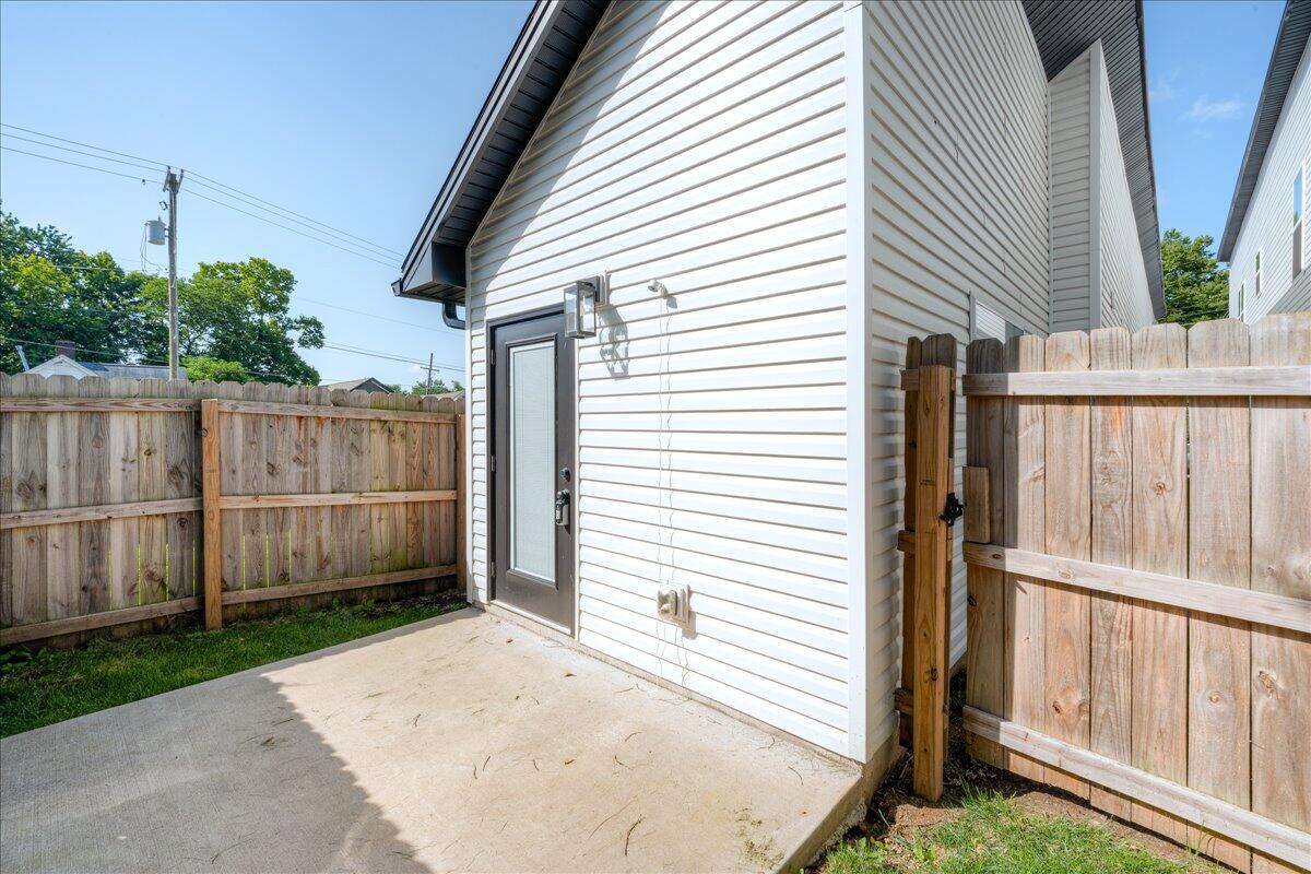 423 E Second Street Property Photo 19