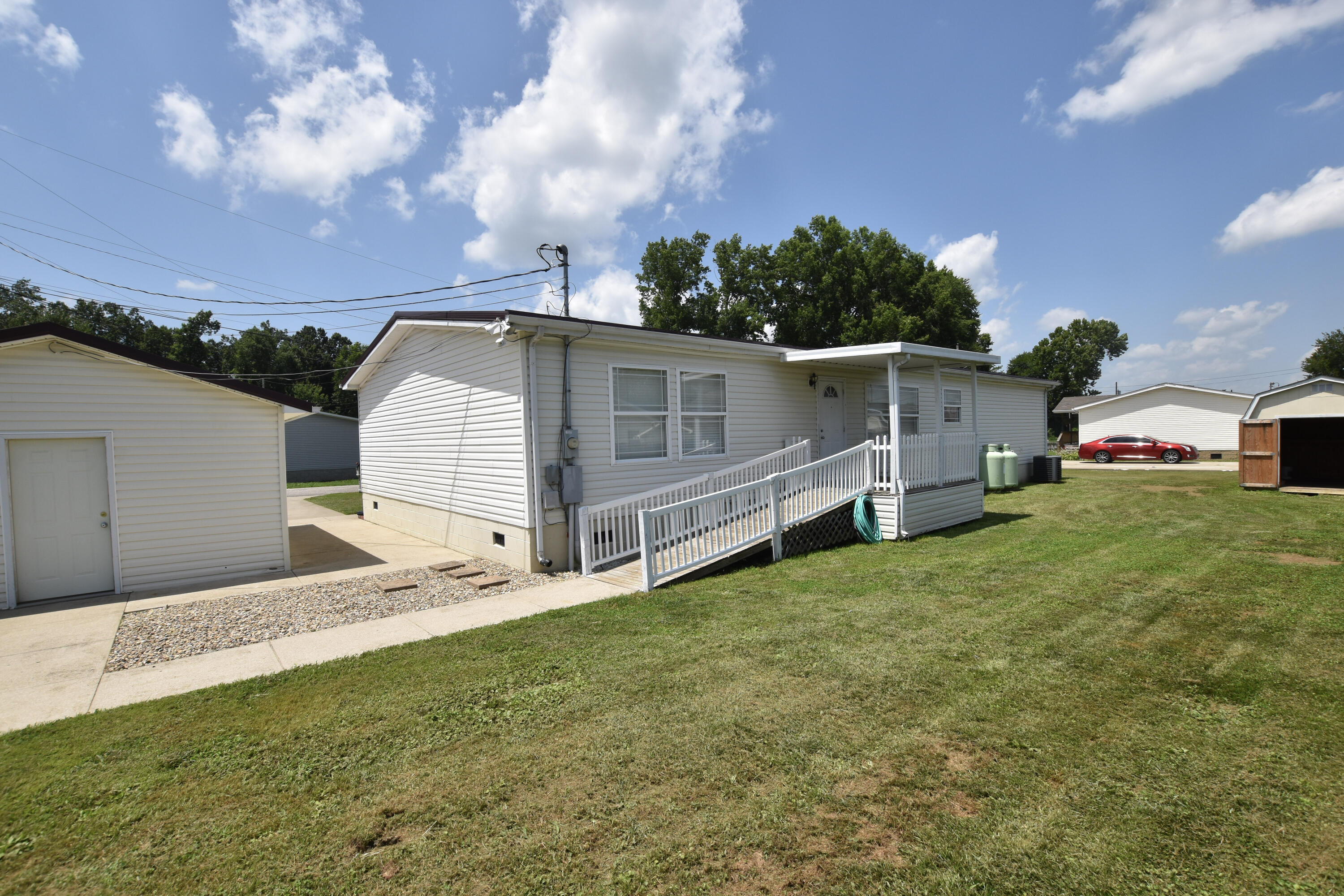 40 Marigold Lane Property Photo 9