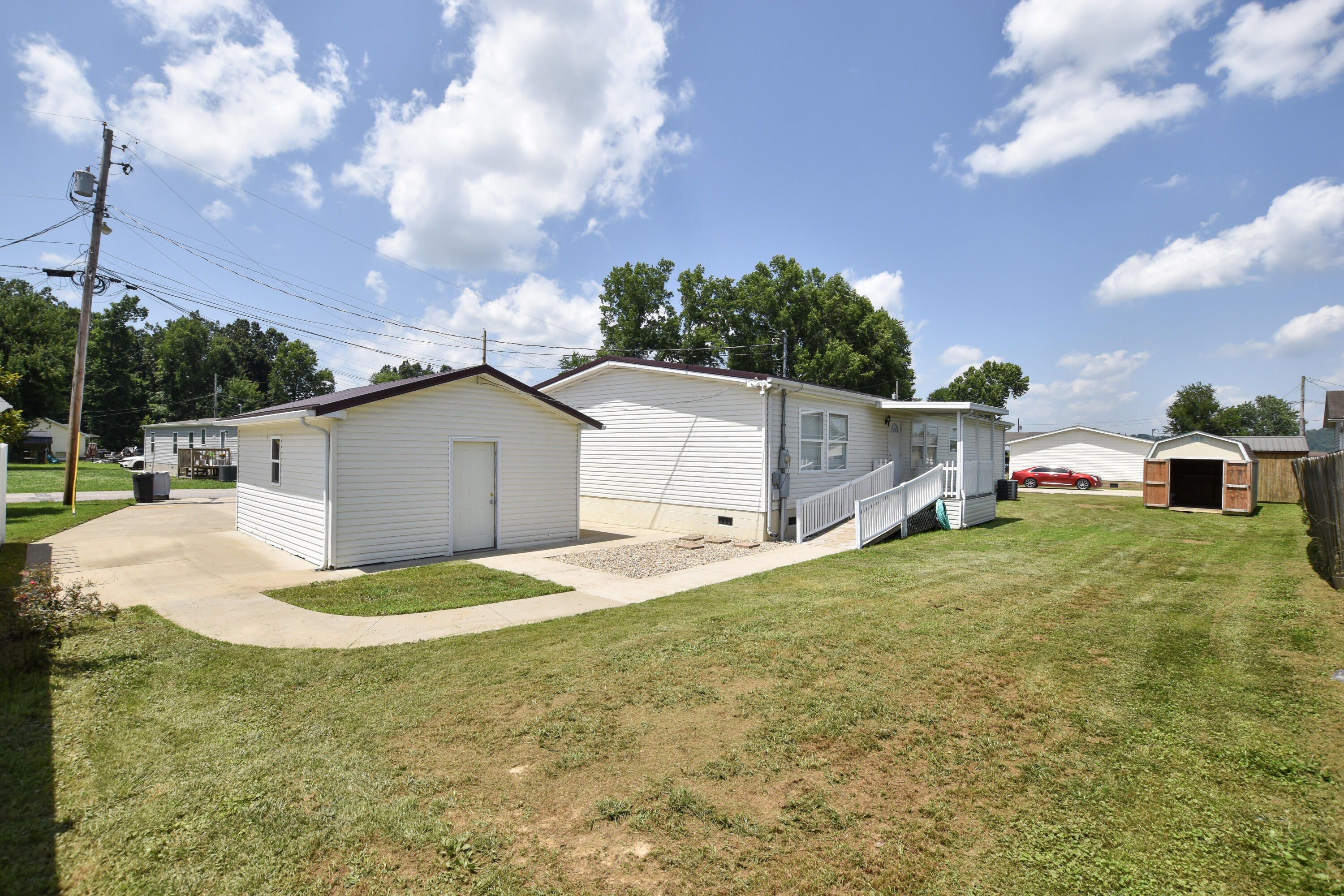 40 Marigold Lane Property Photo 11