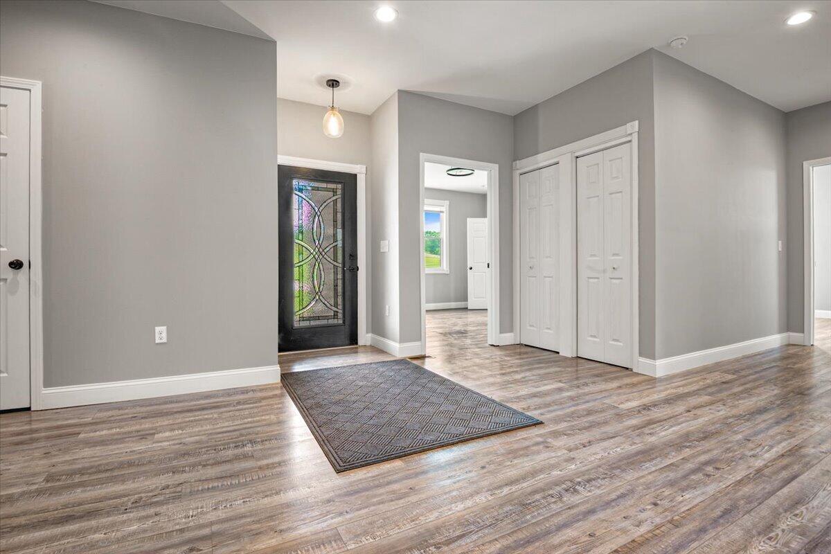 43 Cedar Ridge Drive Property Photo 7