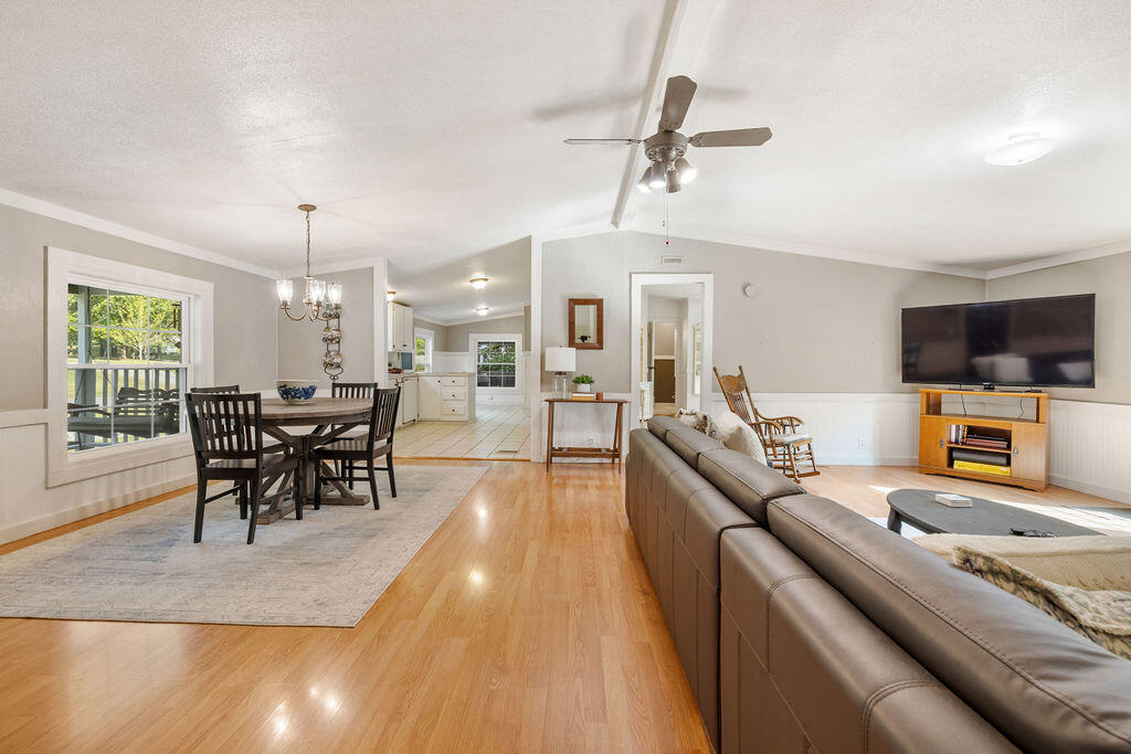 30 Panorama Drive Property Photo 13