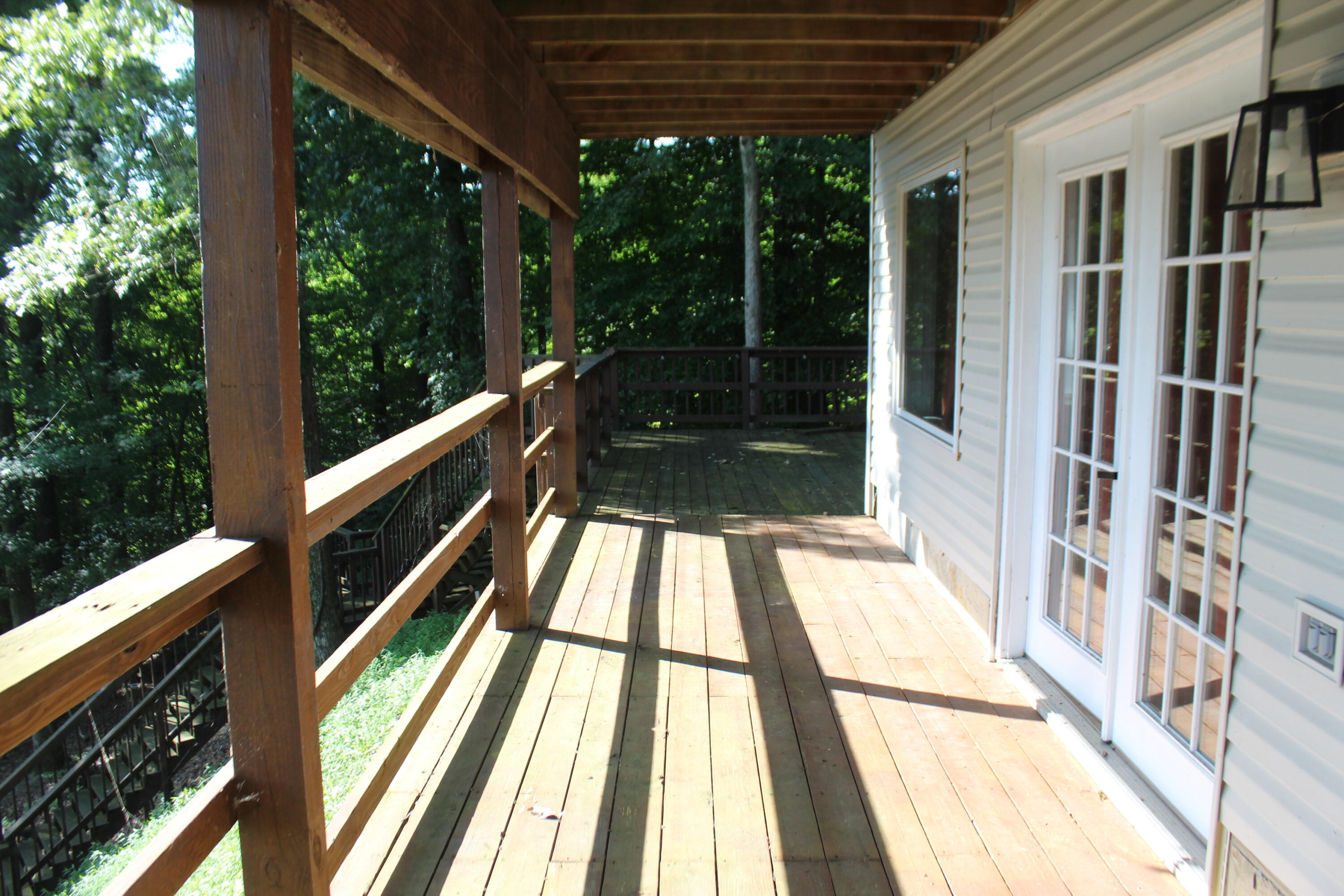 611 Hillside Trail Property Photo 5