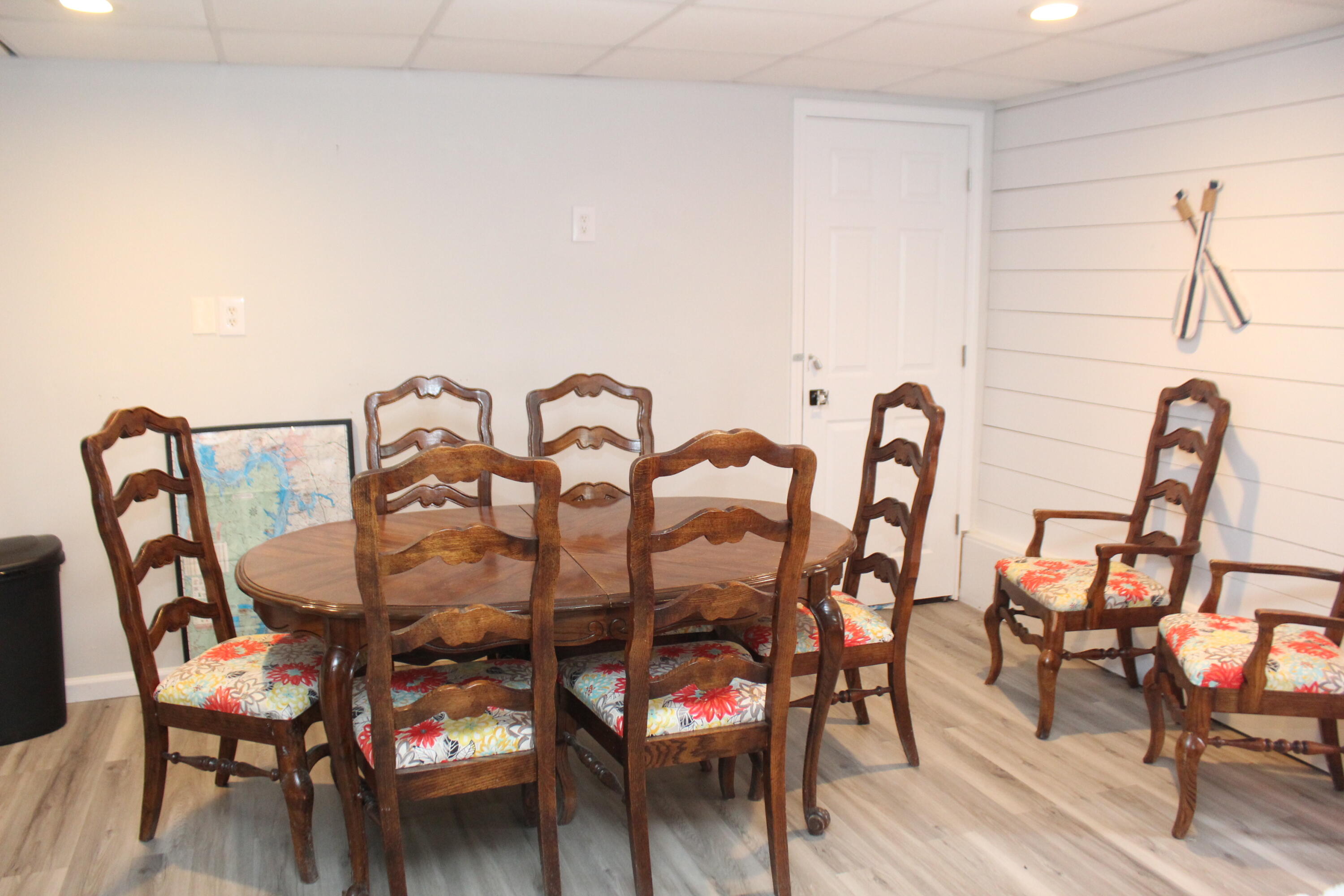 611 Hillside Trail Property Photo 30
