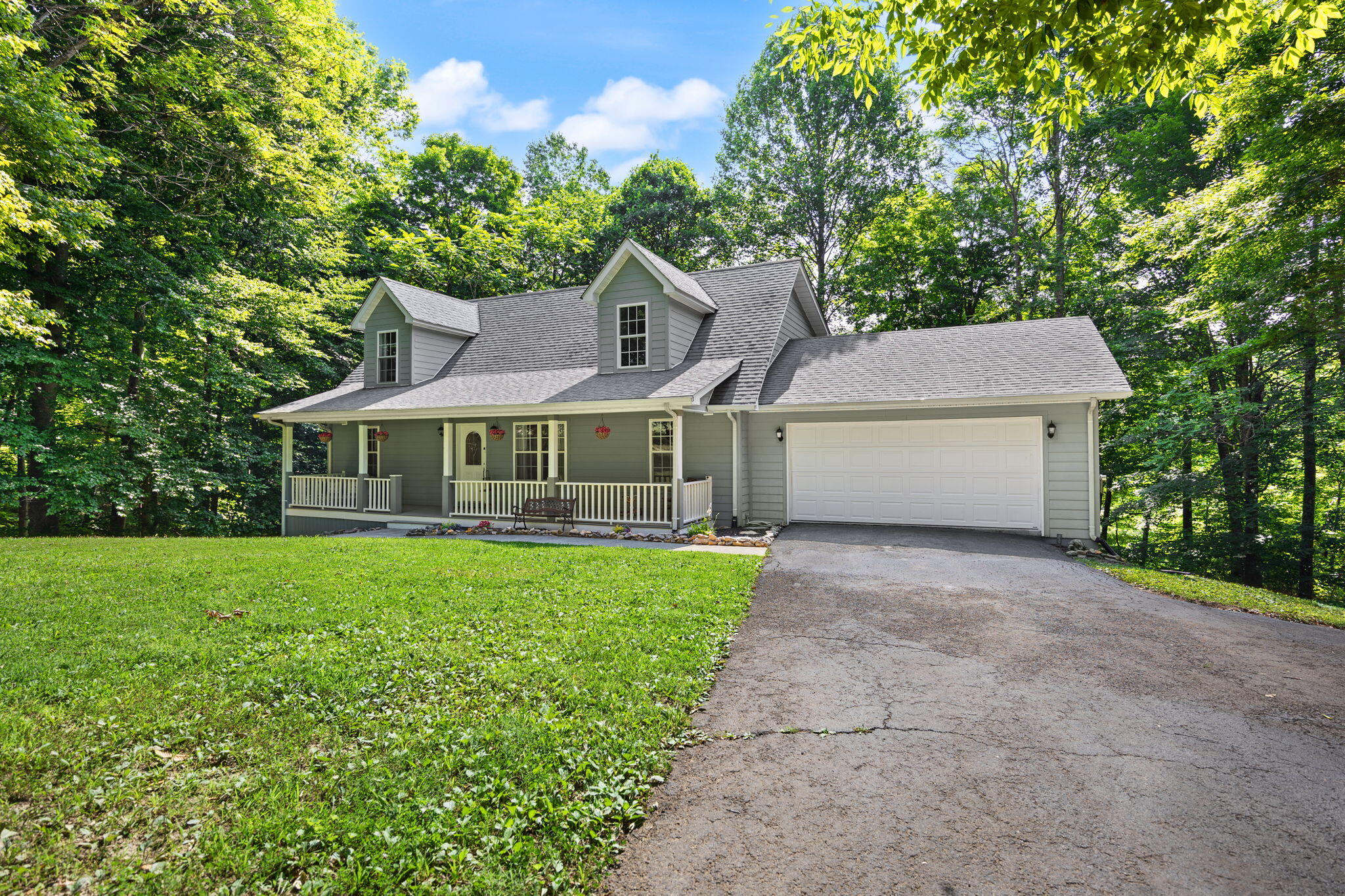 529 Cliffside Drive Property Photo 1