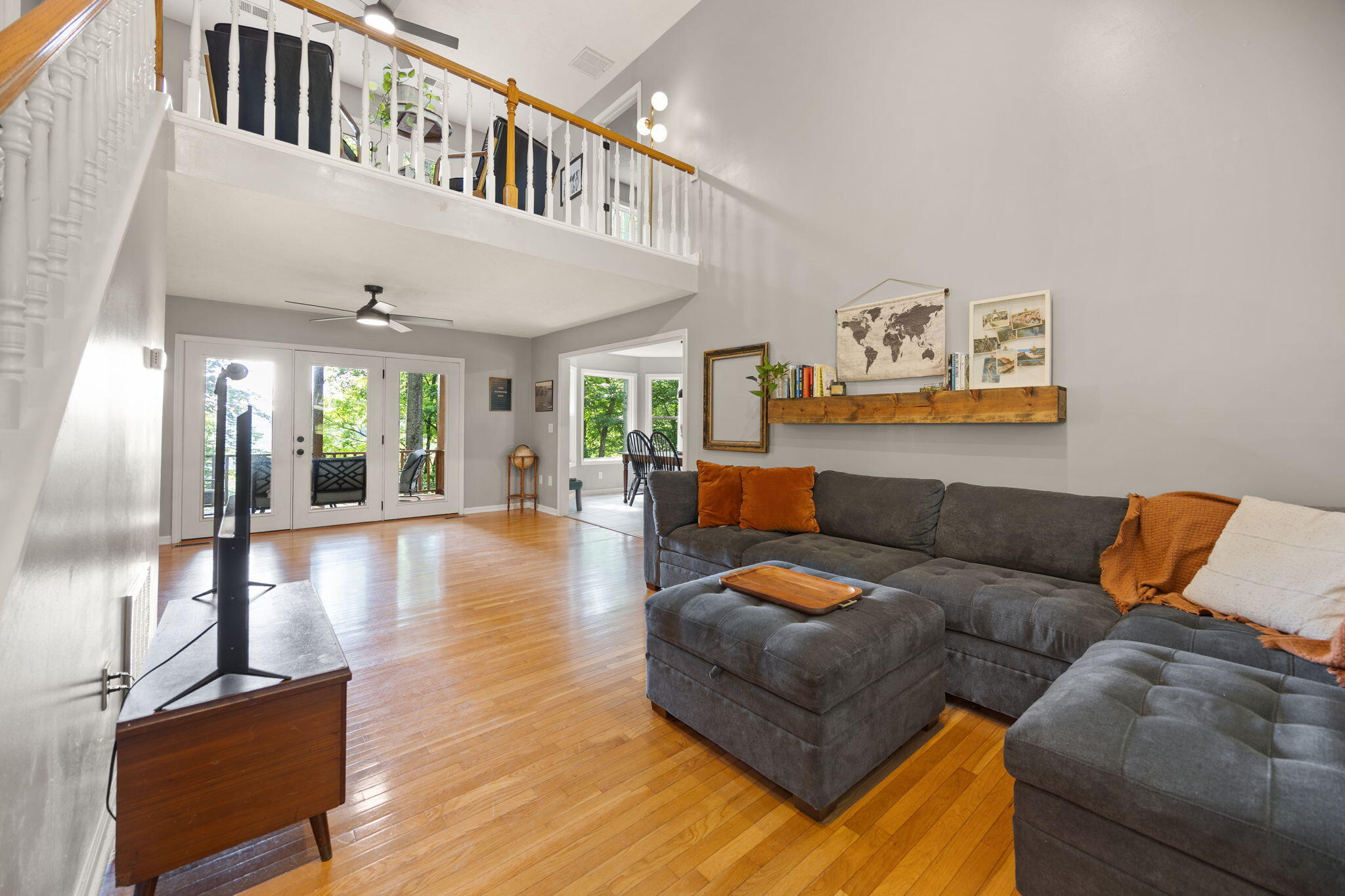529 Cliffside Drive Property Photo 6