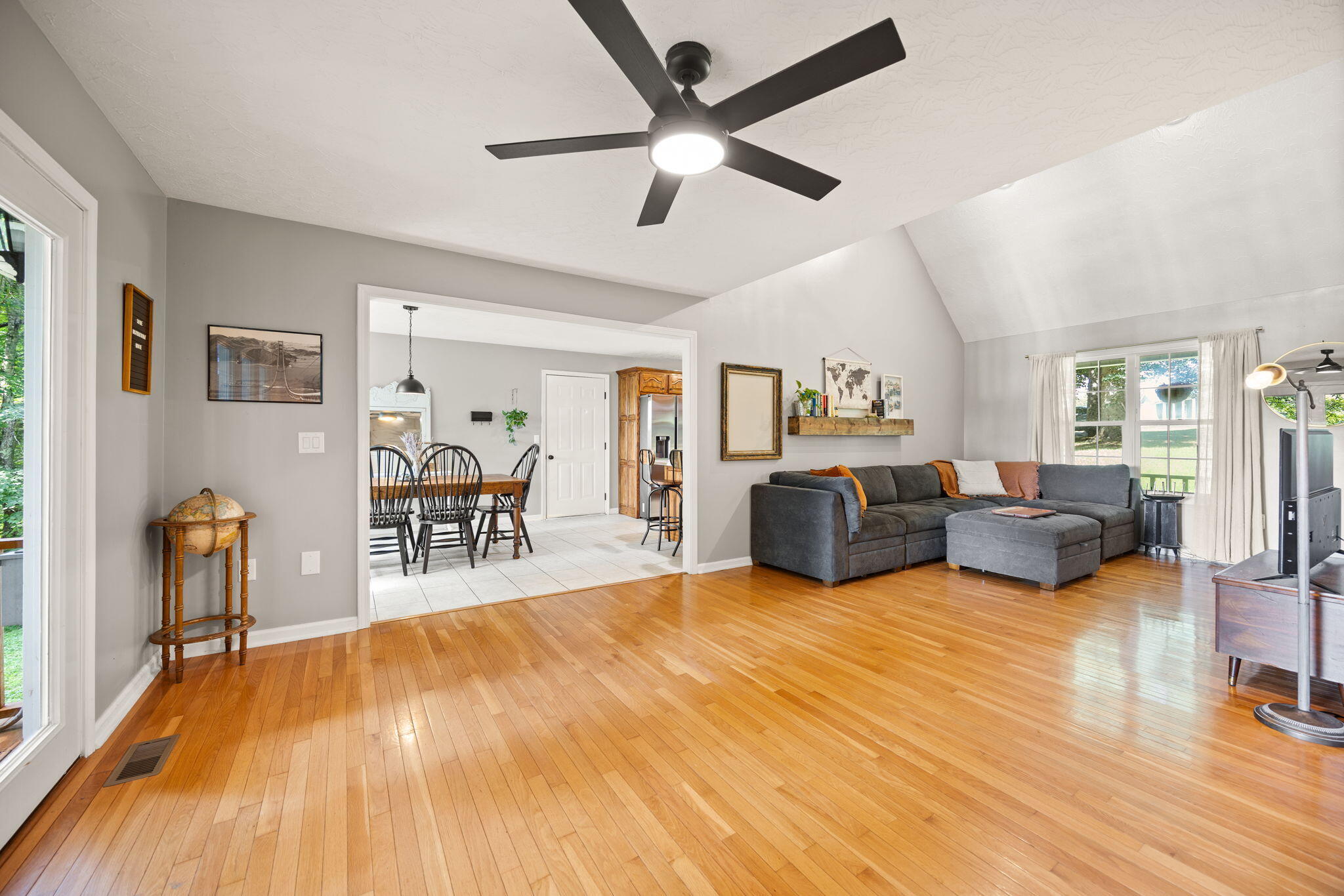 529 Cliffside Drive Property Photo 11