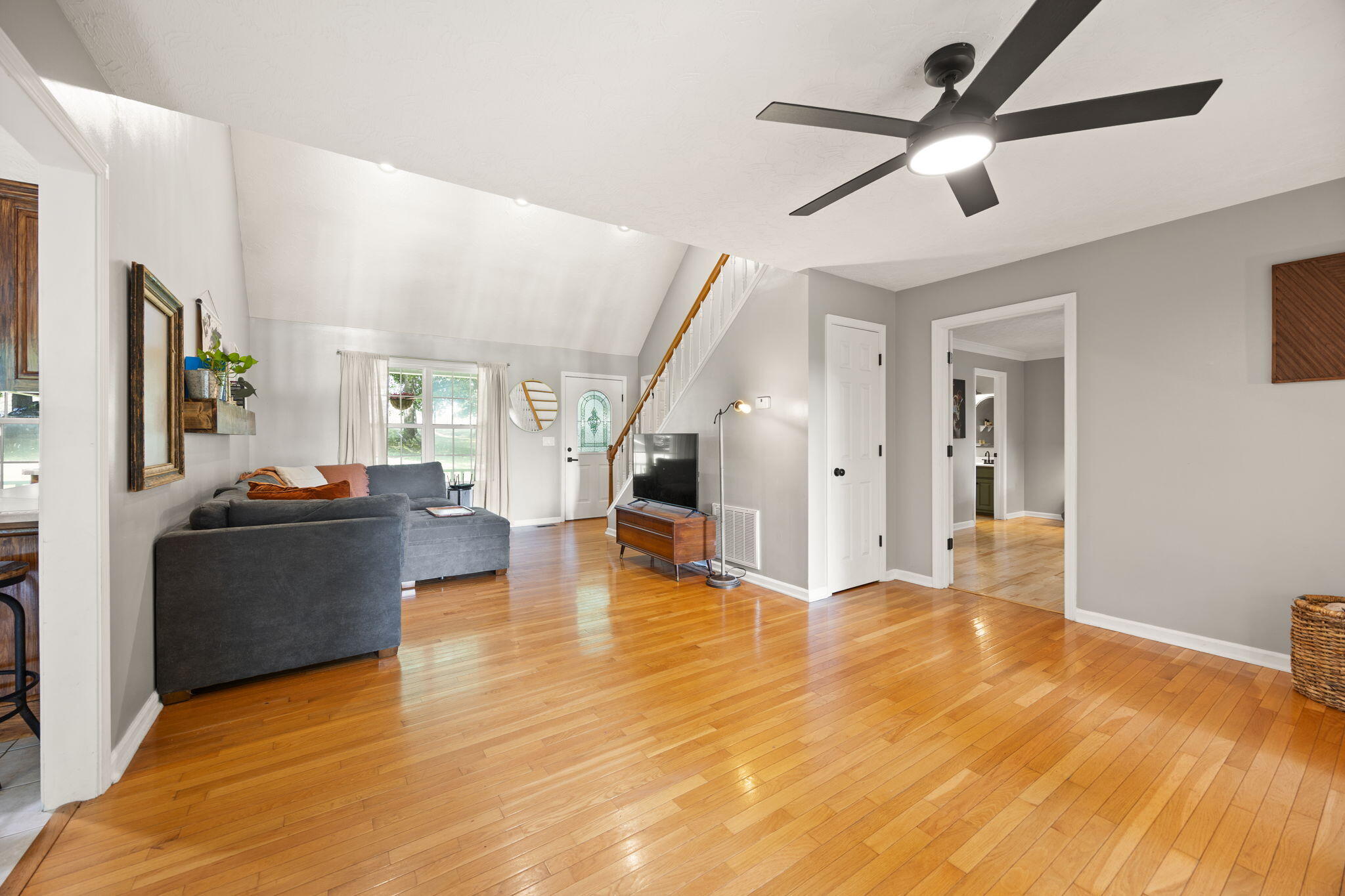 529 Cliffside Drive Property Photo 12