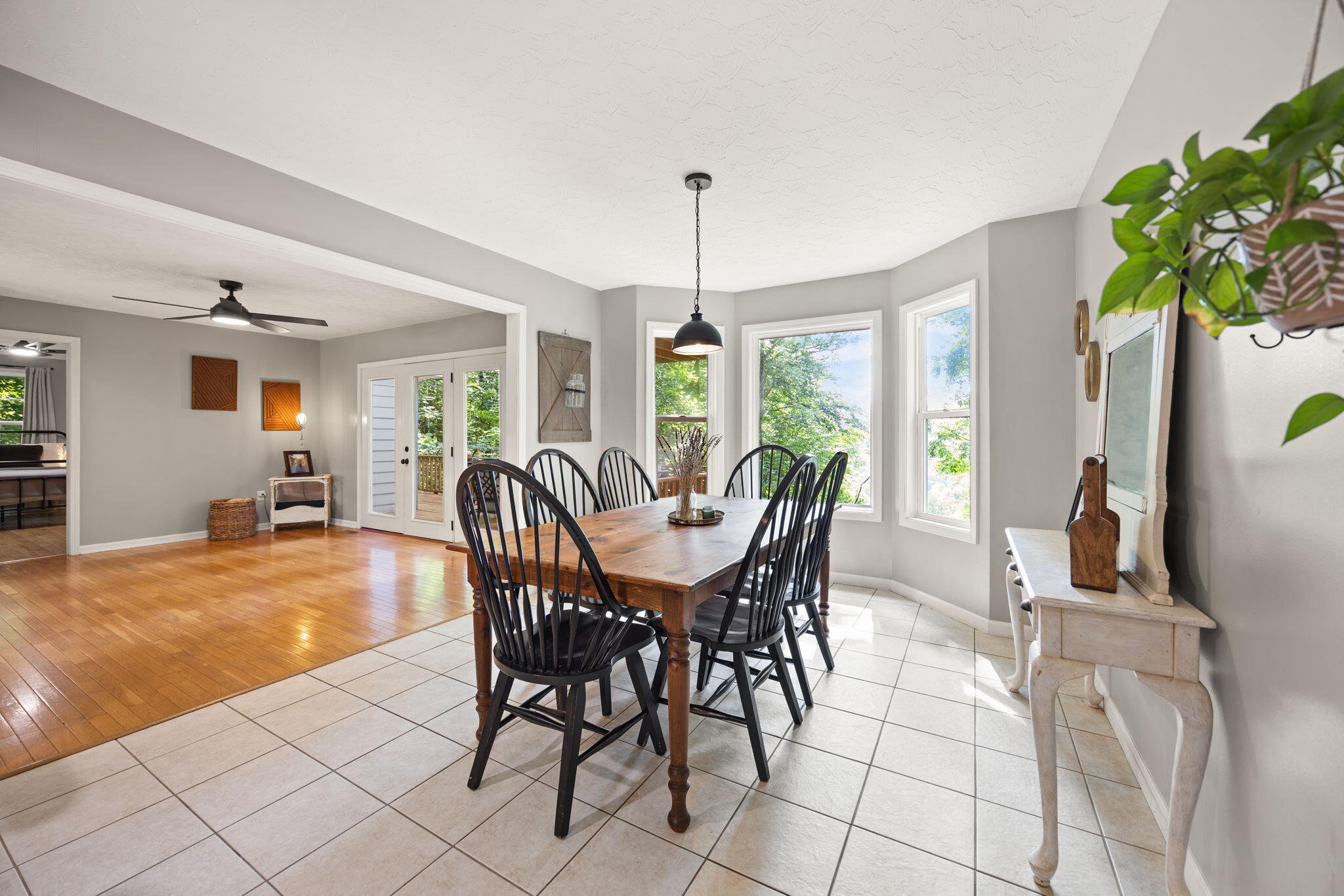 529 Cliffside Drive Property Photo 14
