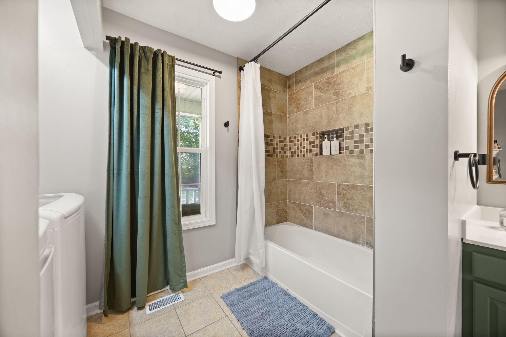 529 Cliffside Drive Property Photo 29