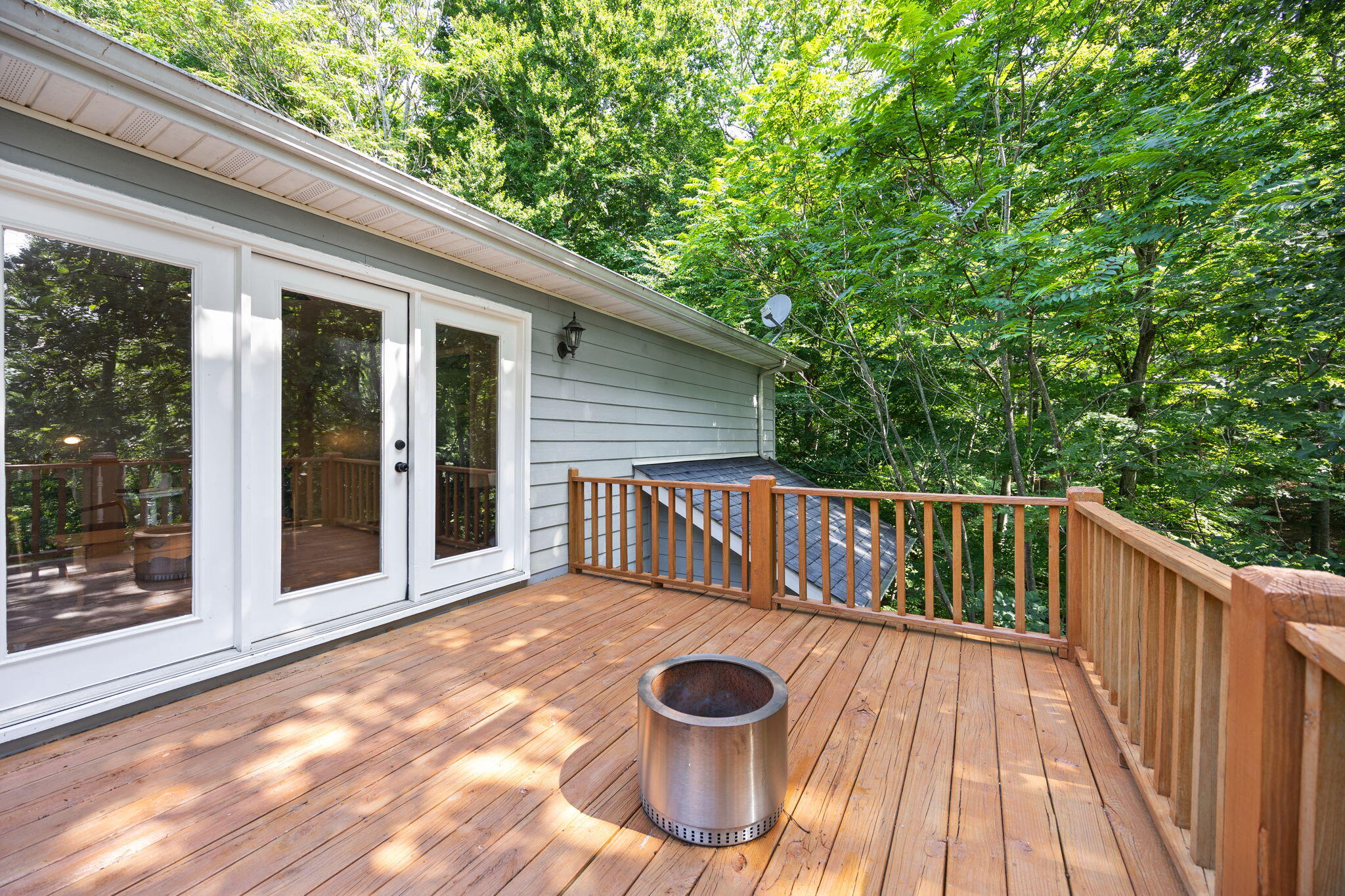 529 Cliffside Drive Property Photo 42