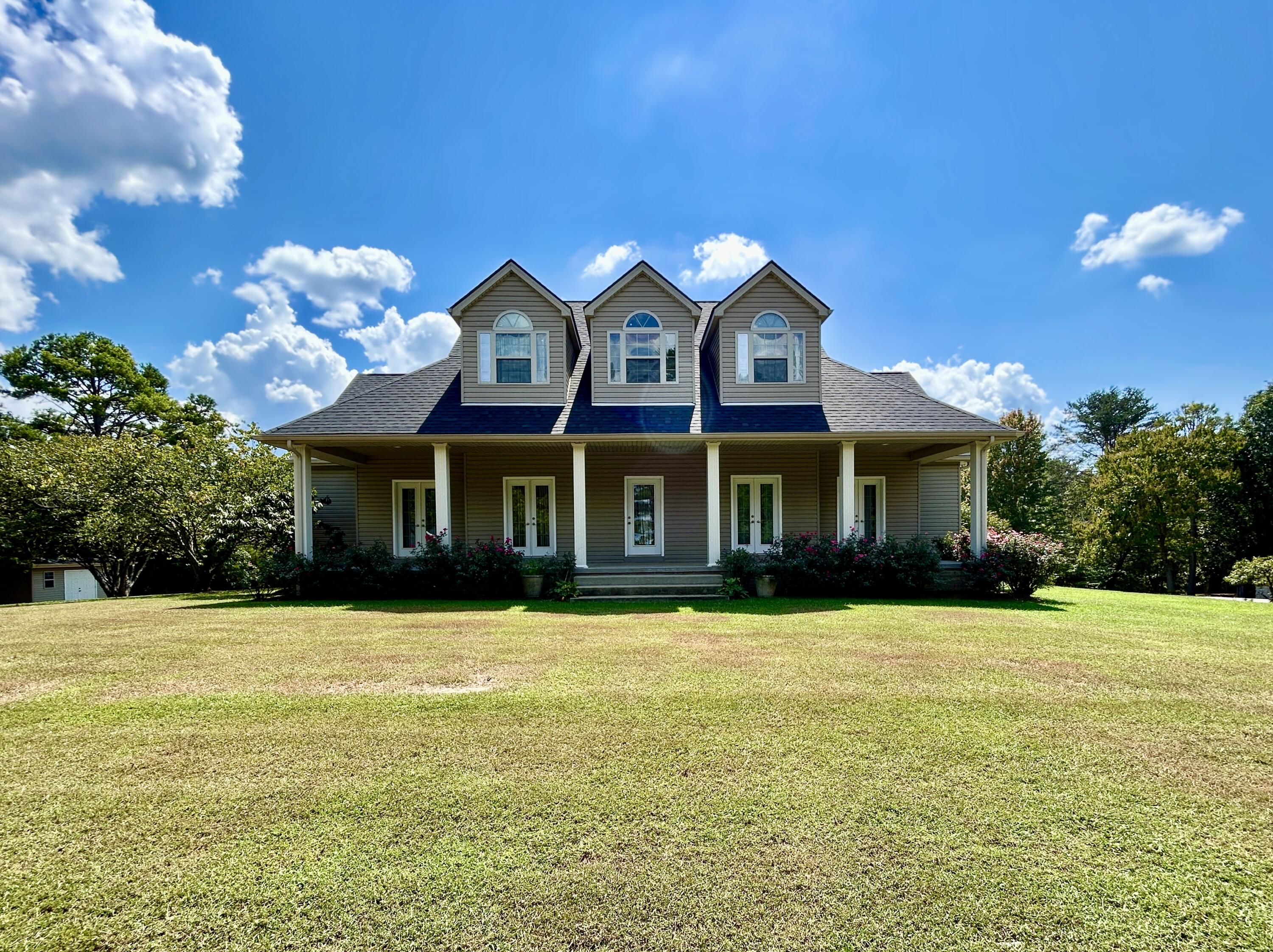 291 Forest Ridge Circle Property Photo 2
