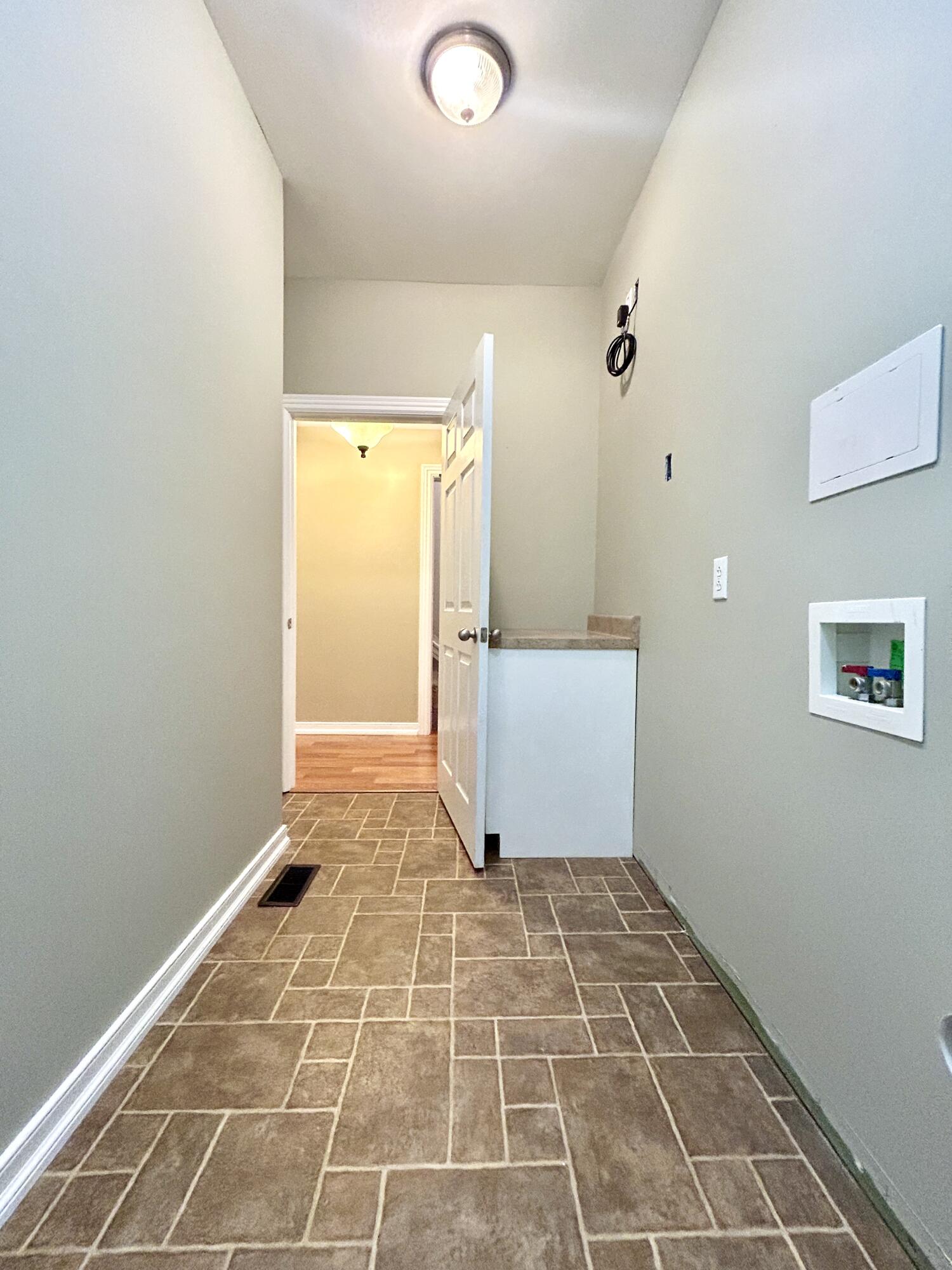 291 Forest Ridge Circle Property Photo 38