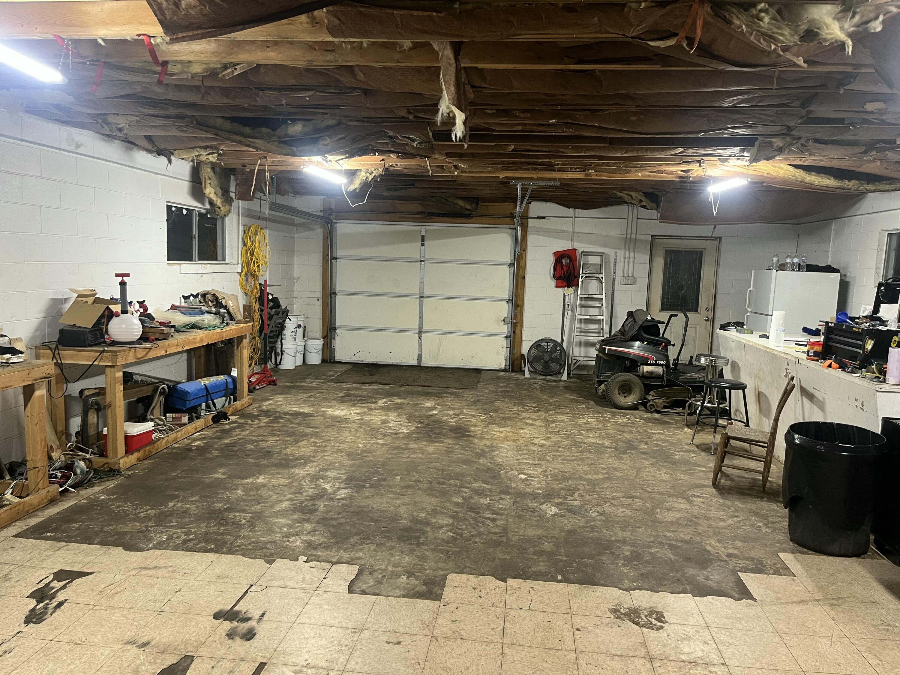 1229 Ky-80 Property Photo 27