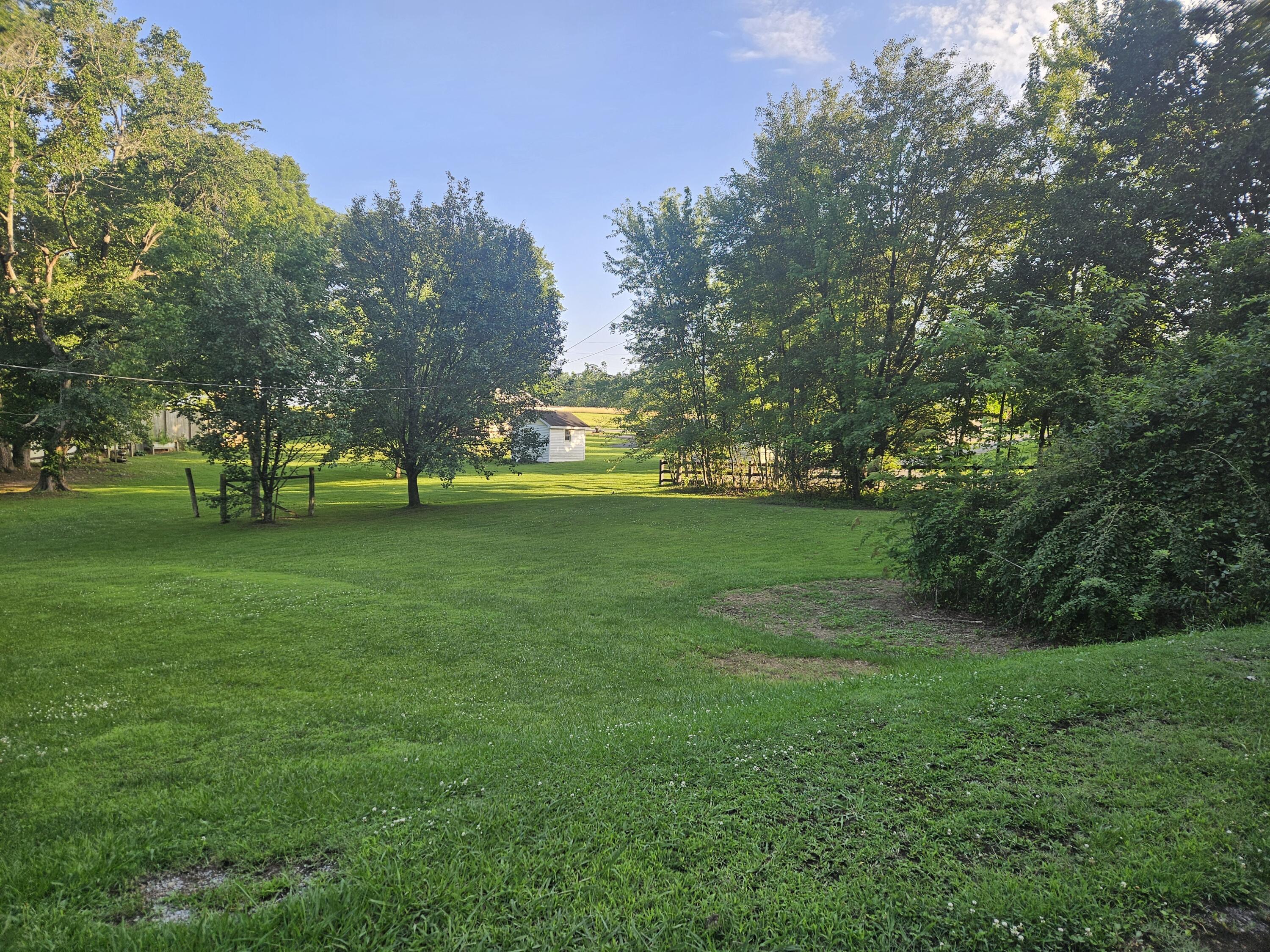 1229 Ky-80 Property Photo 29