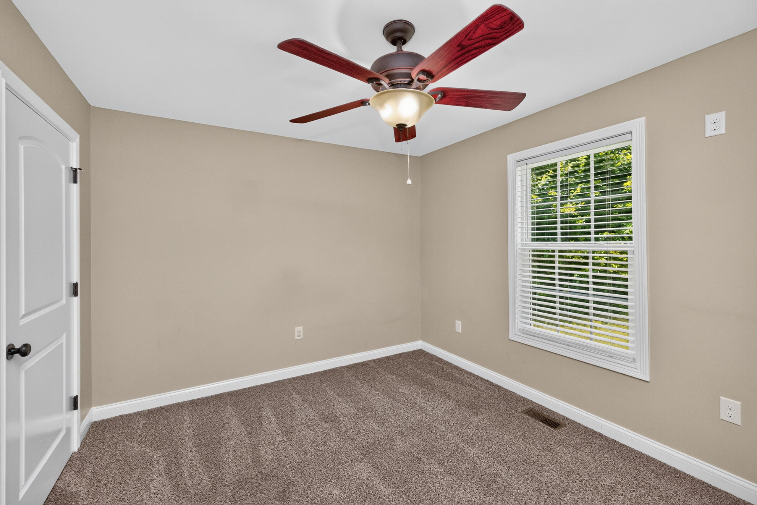 209 Connie Lane Property Photo 14
