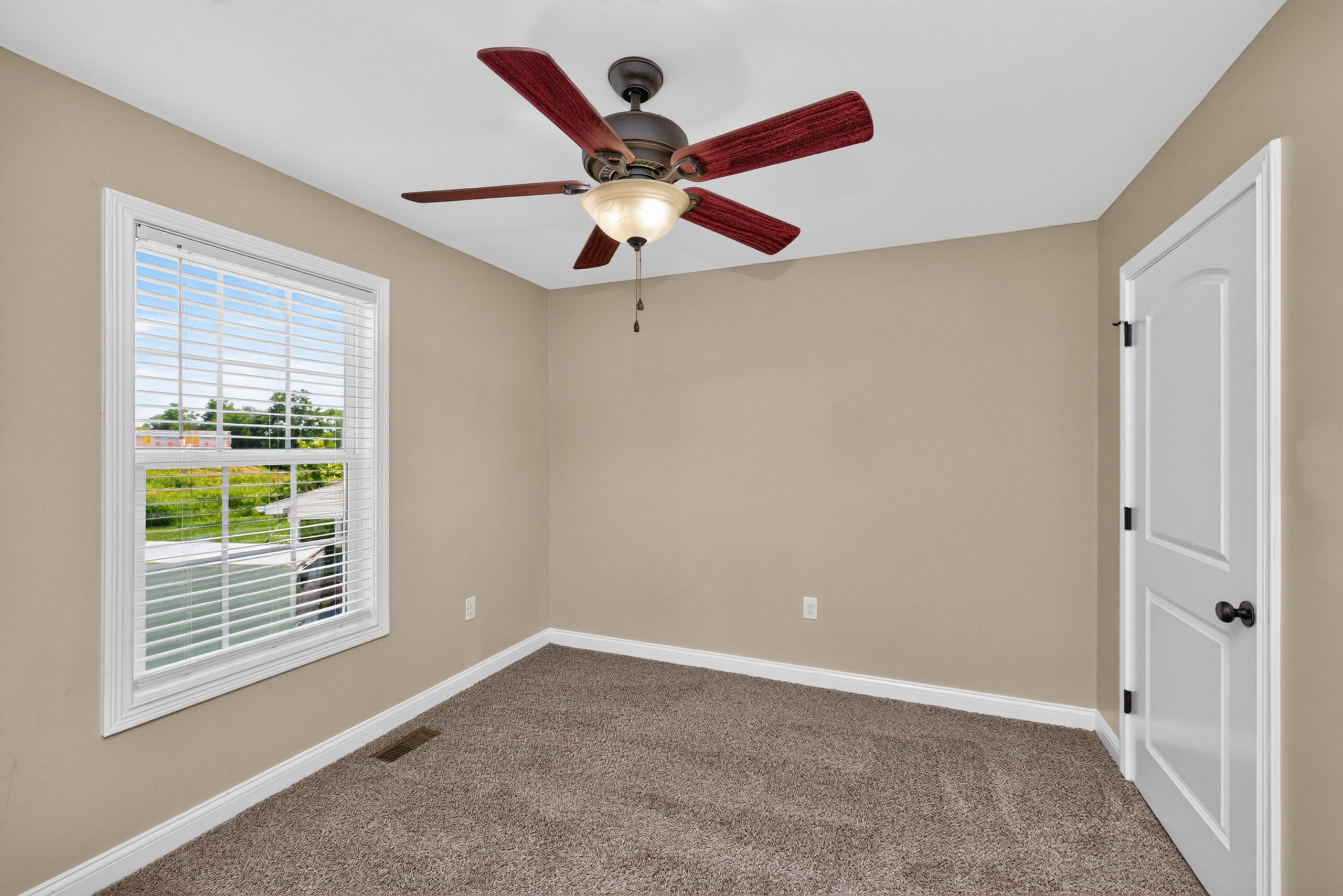 209 Connie Lane Property Photo 16