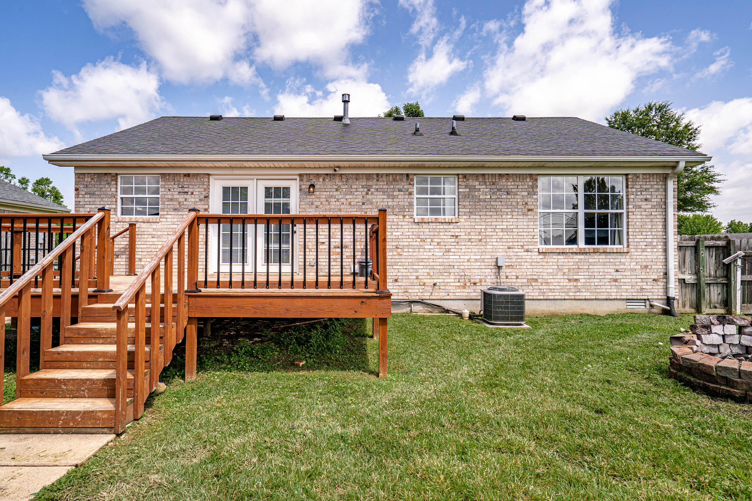 472 Beechcliff Circle Property Photo 44