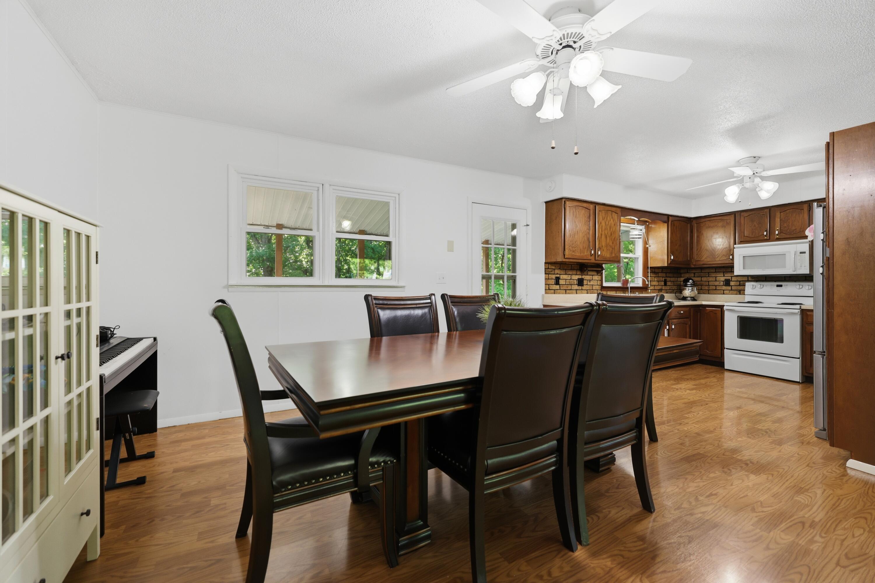 1130 Wright Road Property Photo 5