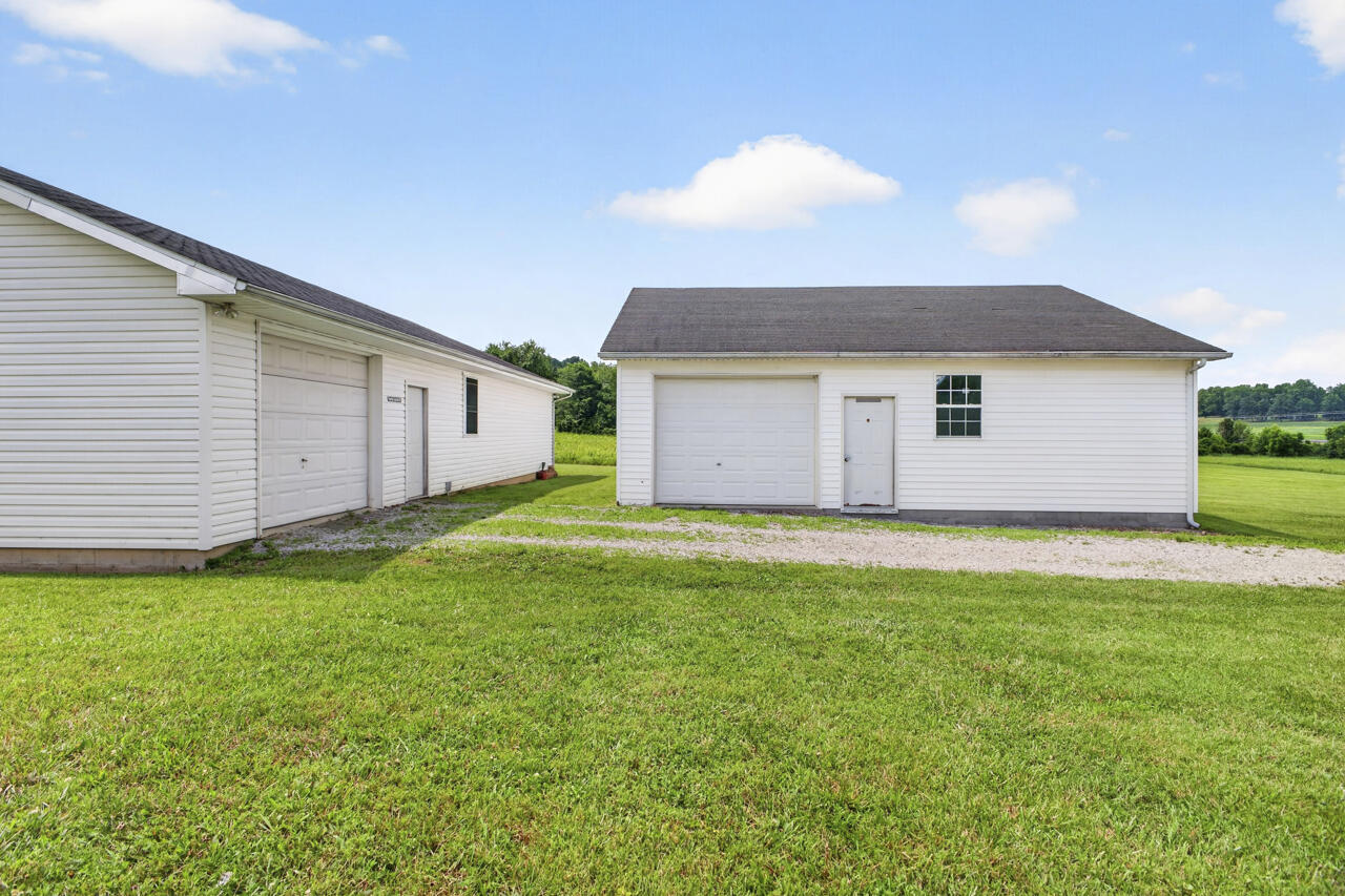918 Sanderson Drive Property Photo 31