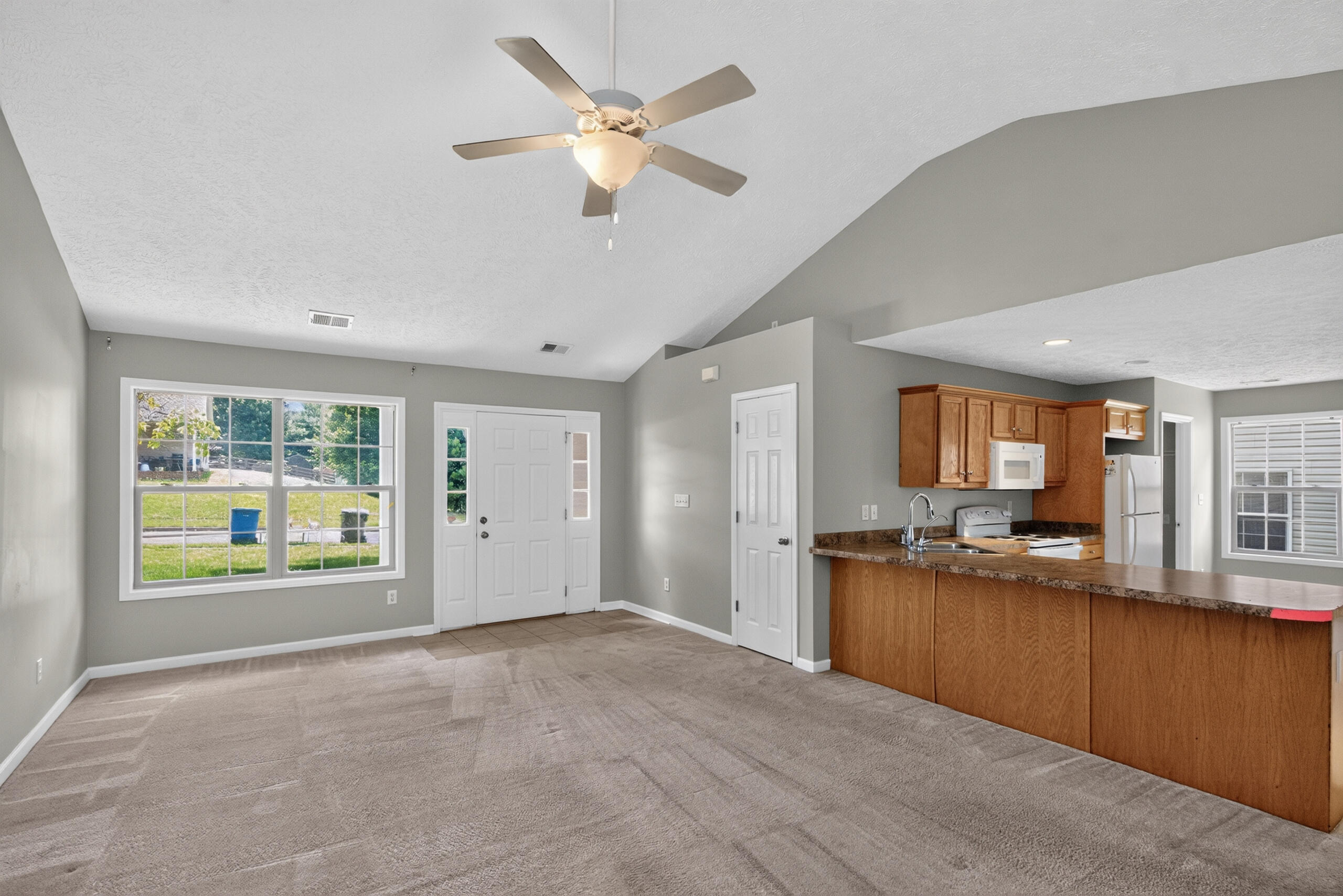 127 Starting Gate Point Property Photo 4